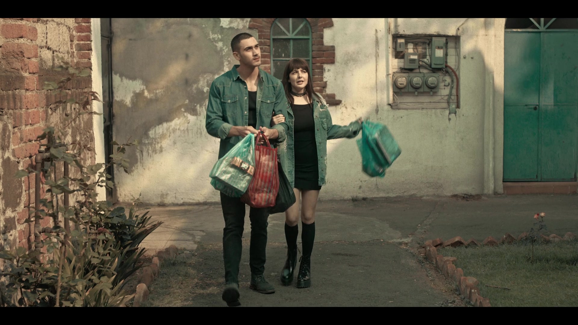 Dark_Desire_S01E12_0228.jpg