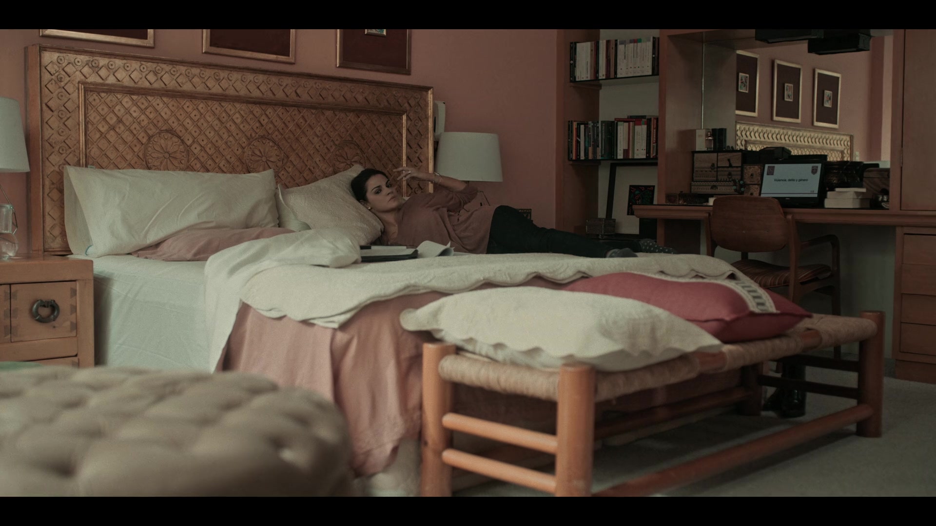 Dark_Desire_S01E12_1092.jpg