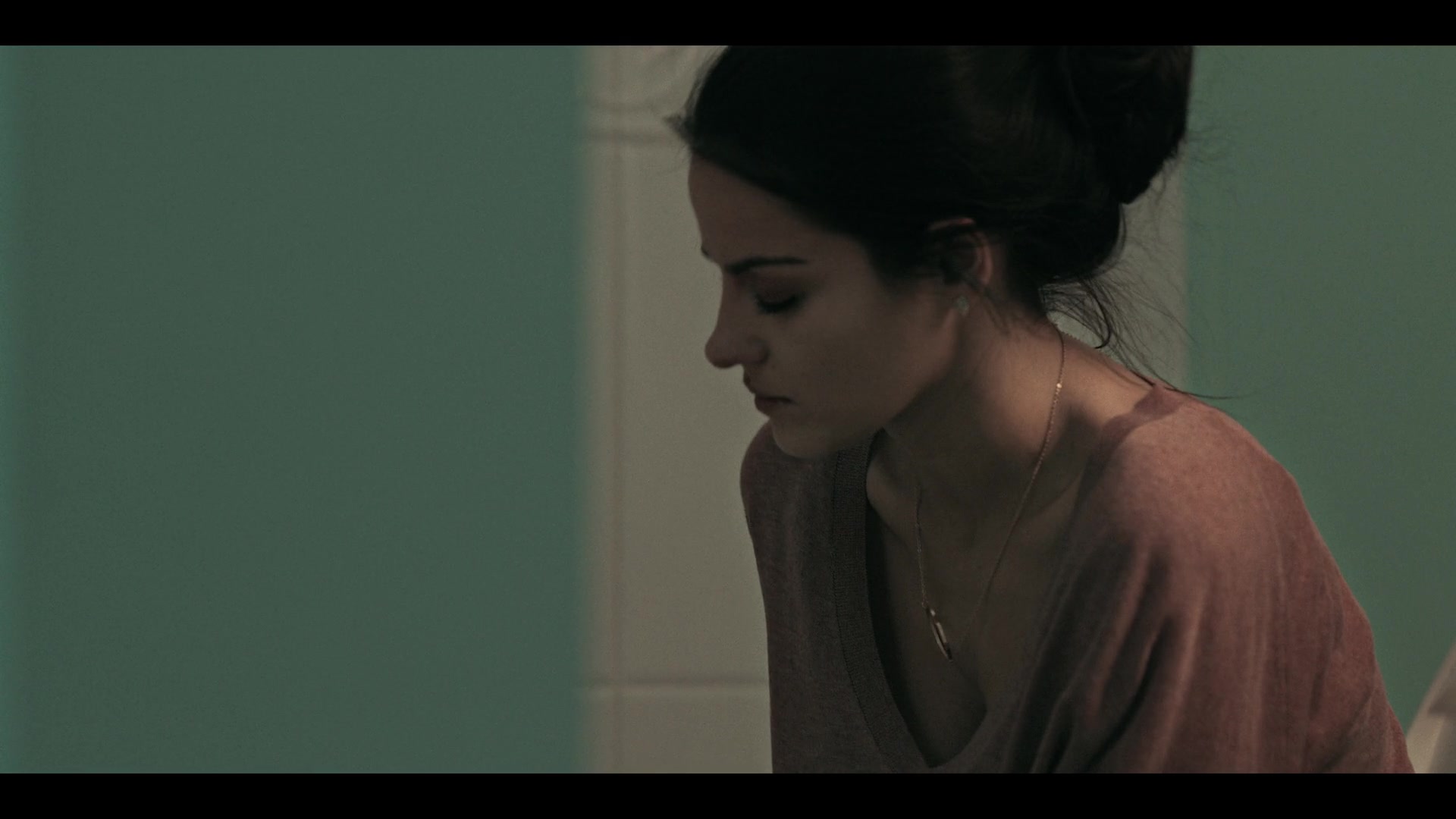 Dark_Desire_S01E12_1117.jpg