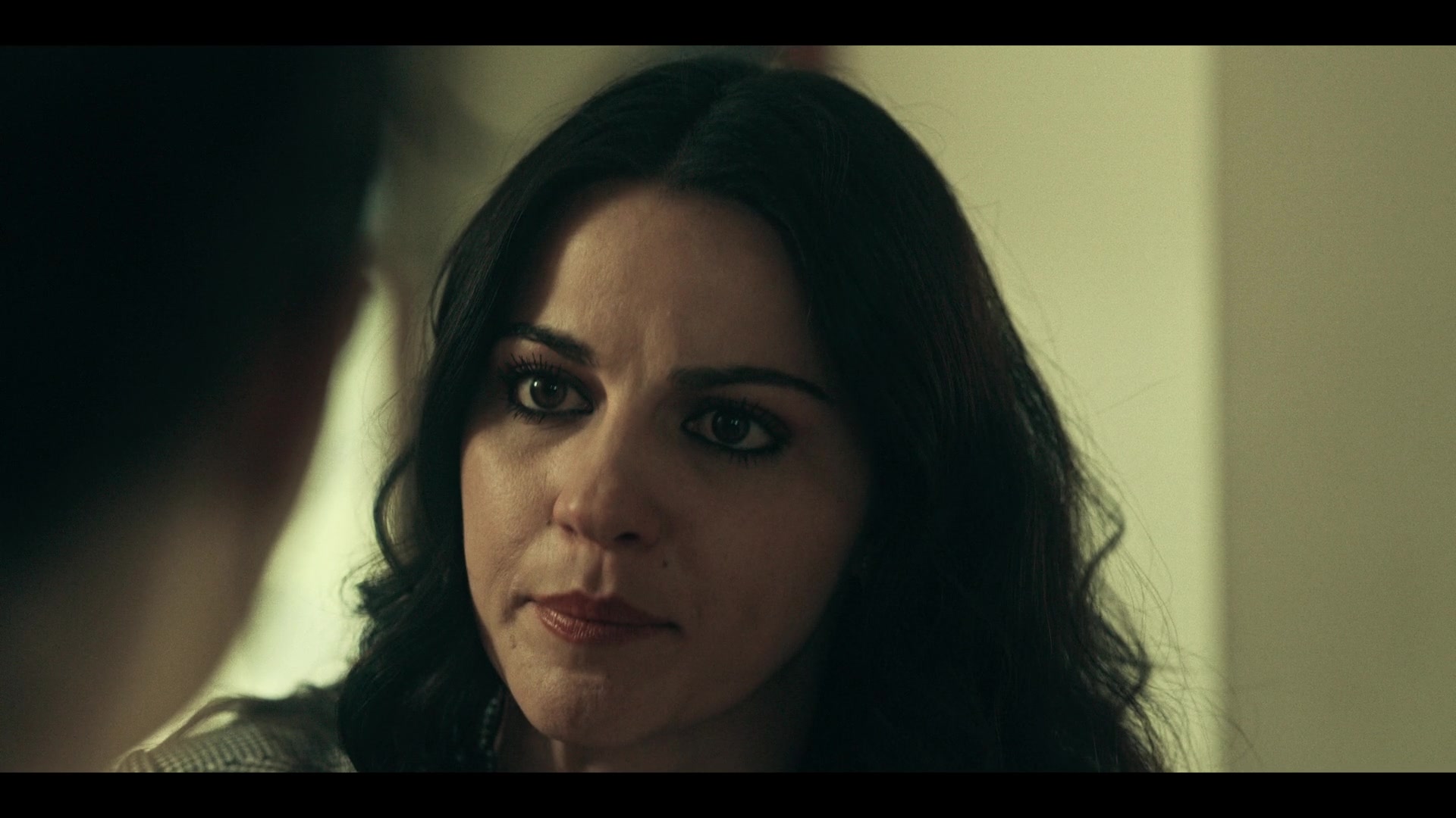 Dark_Desire_S01E12_1276.jpg