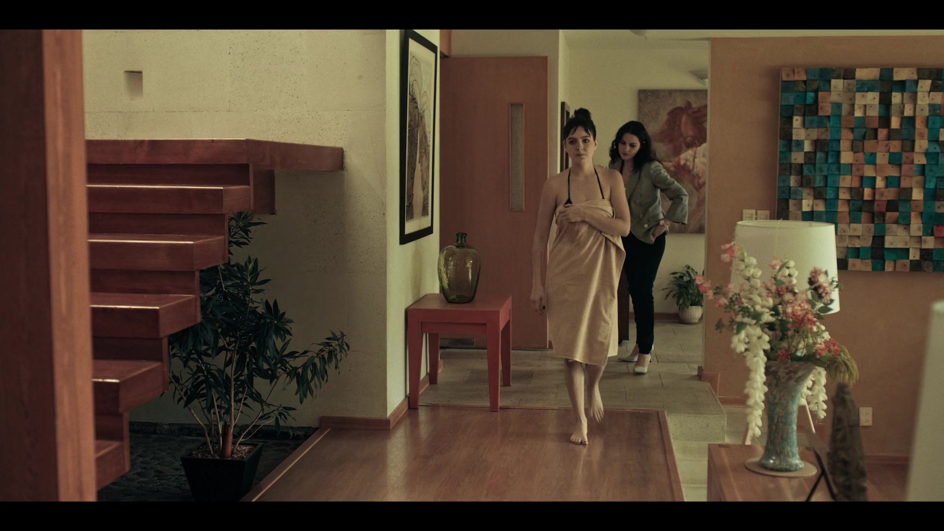 Dark_Desire_S01E12_1293.jpg