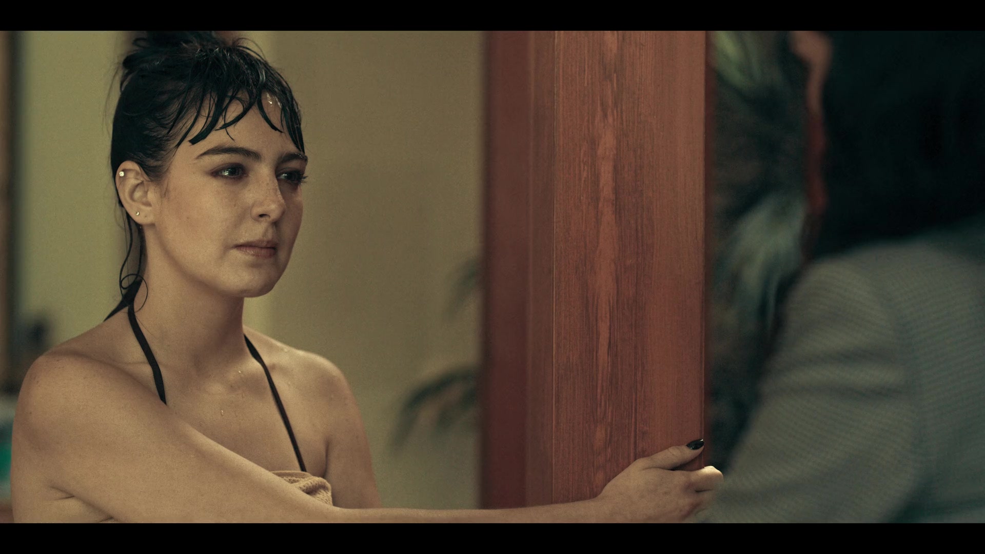Dark_Desire_S01E12_1304.jpg