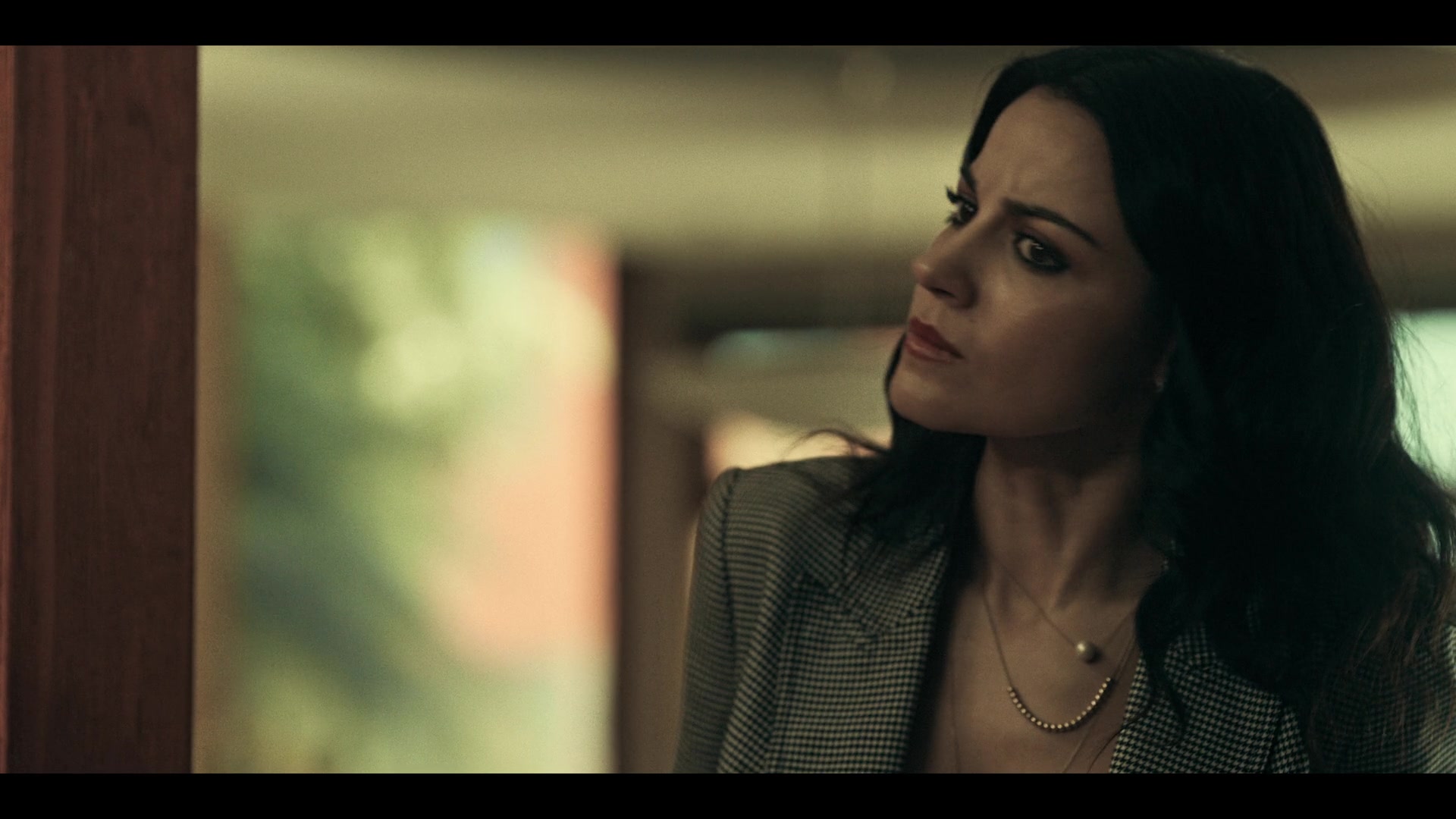 Dark_Desire_S01E12_1349.jpg
