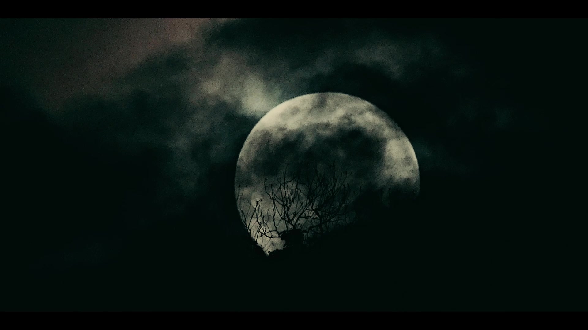 Dark_Desire_S01E12_1353.jpg