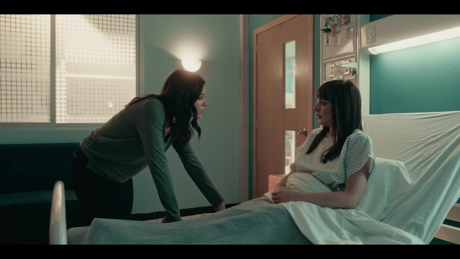 Dark_Desire_S01E17_0178.jpg