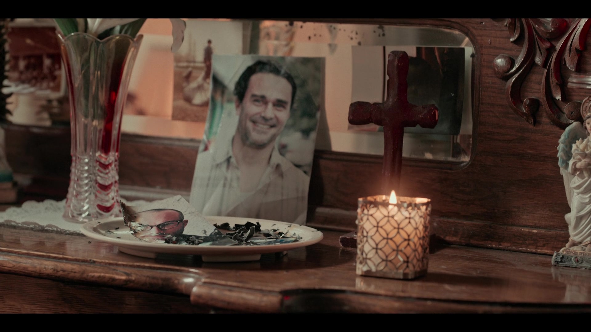 Dark_Desire_S01E17_0571.jpg