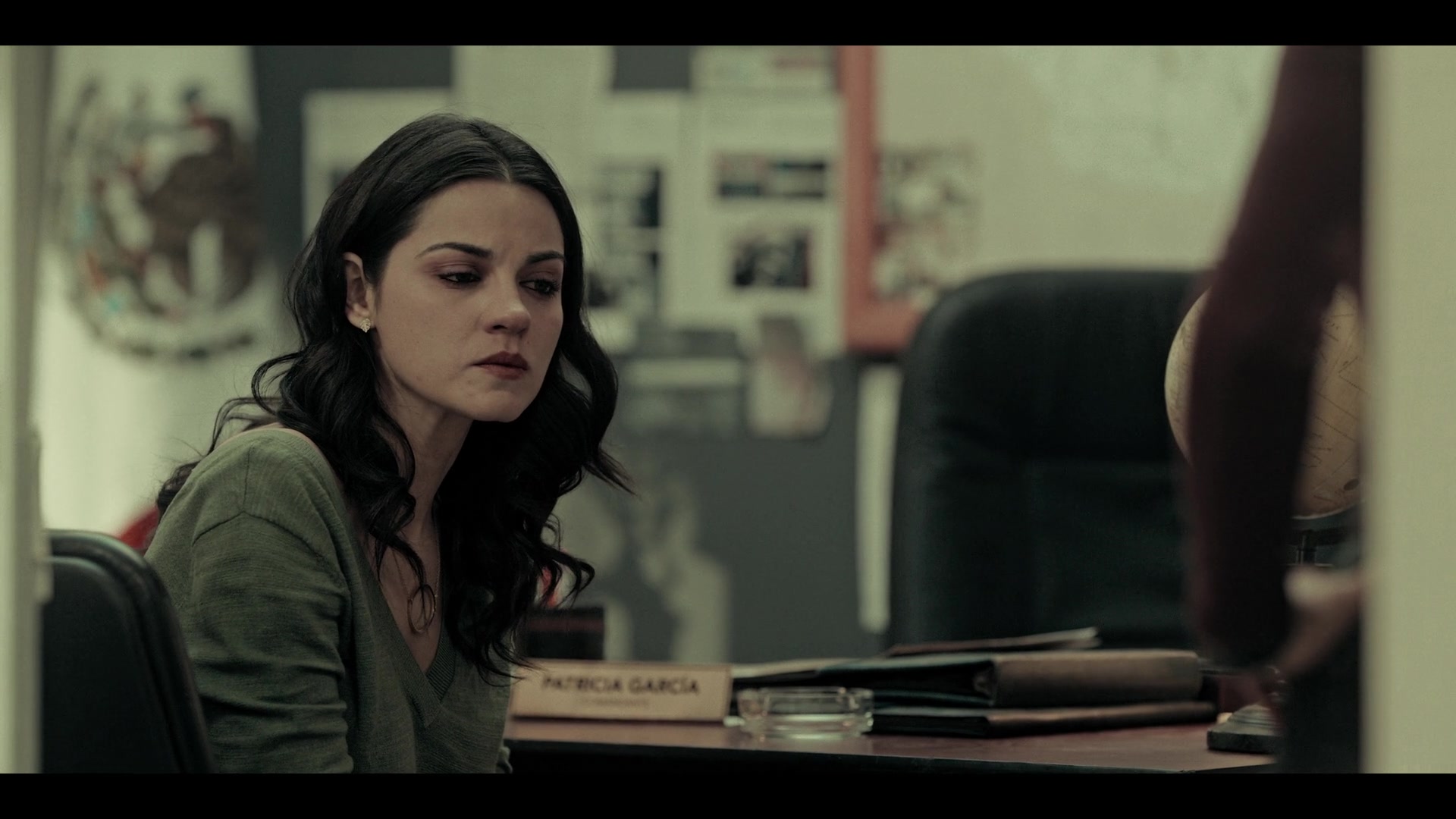 Dark_Desire_S01E17_0629.jpg