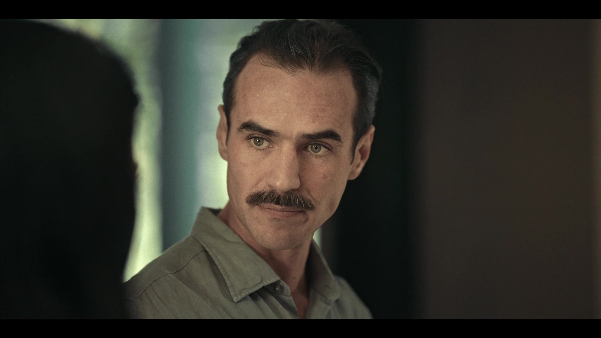 Dark_Desire_S01E17_1011.jpg
