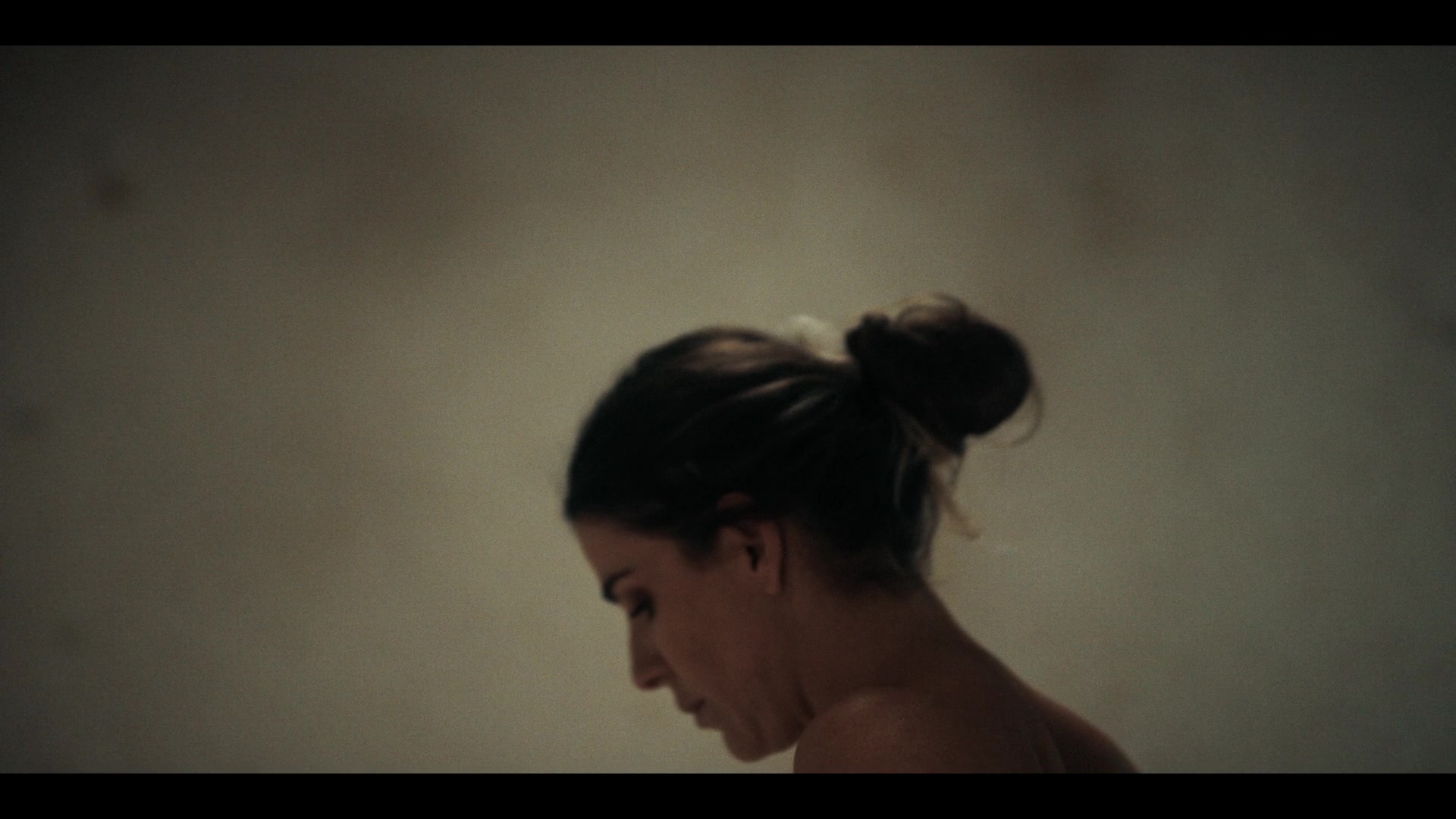 Dark_Desire_S01E17_1445.jpg