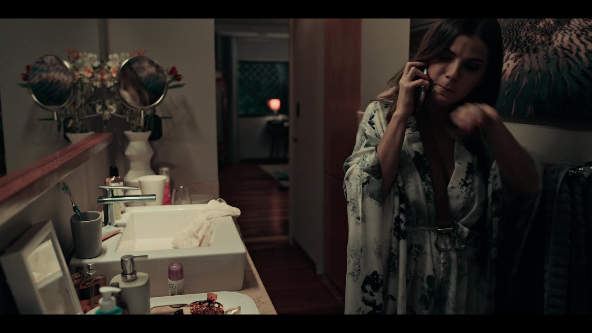 Dark_Desire_S01E17_1526.jpg