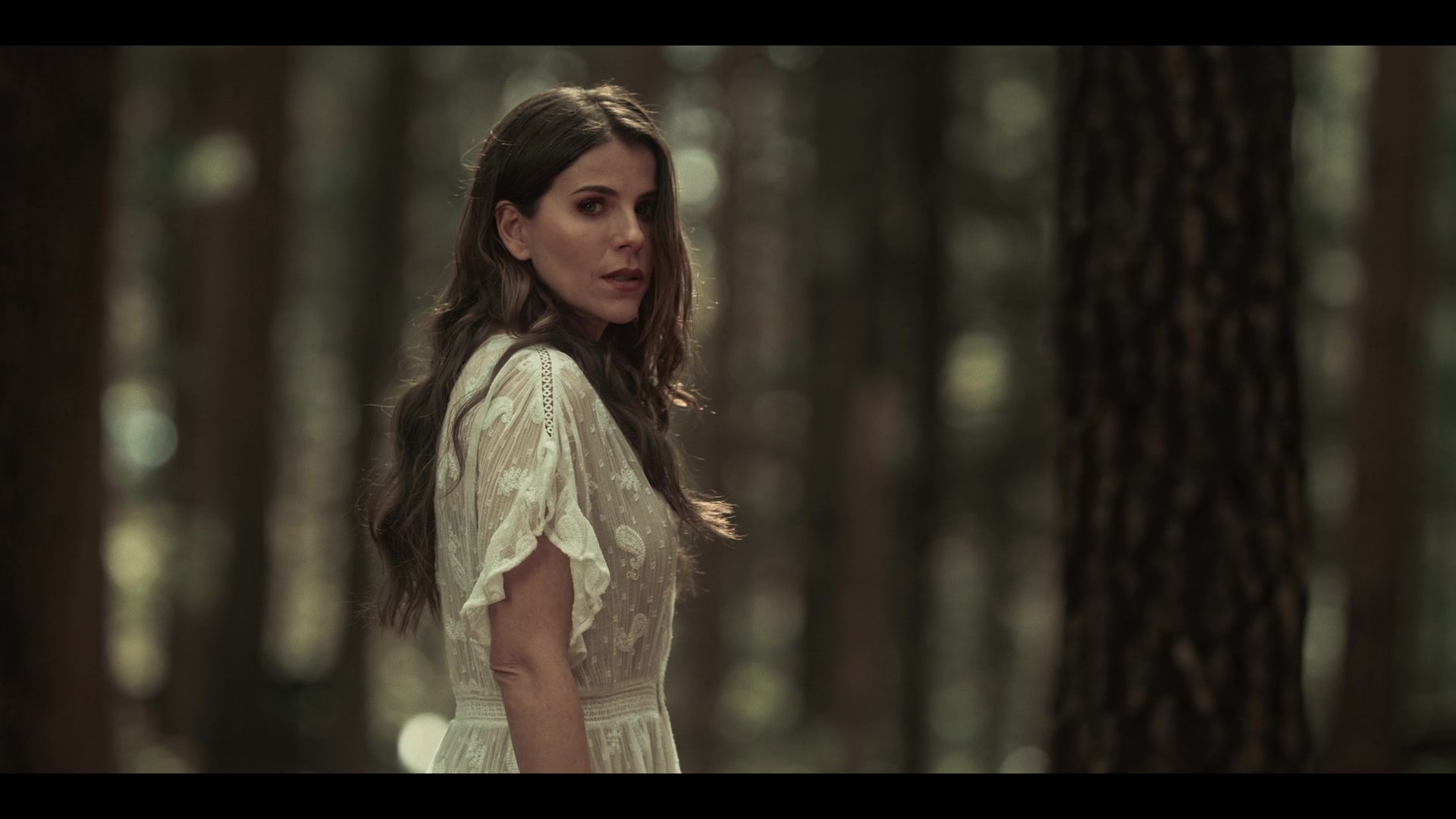 Dark_Desire_S01E17_1645.jpg
