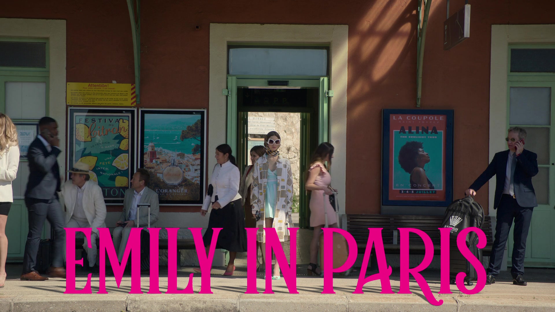 Emily_in_Paris_202_0032.jpg