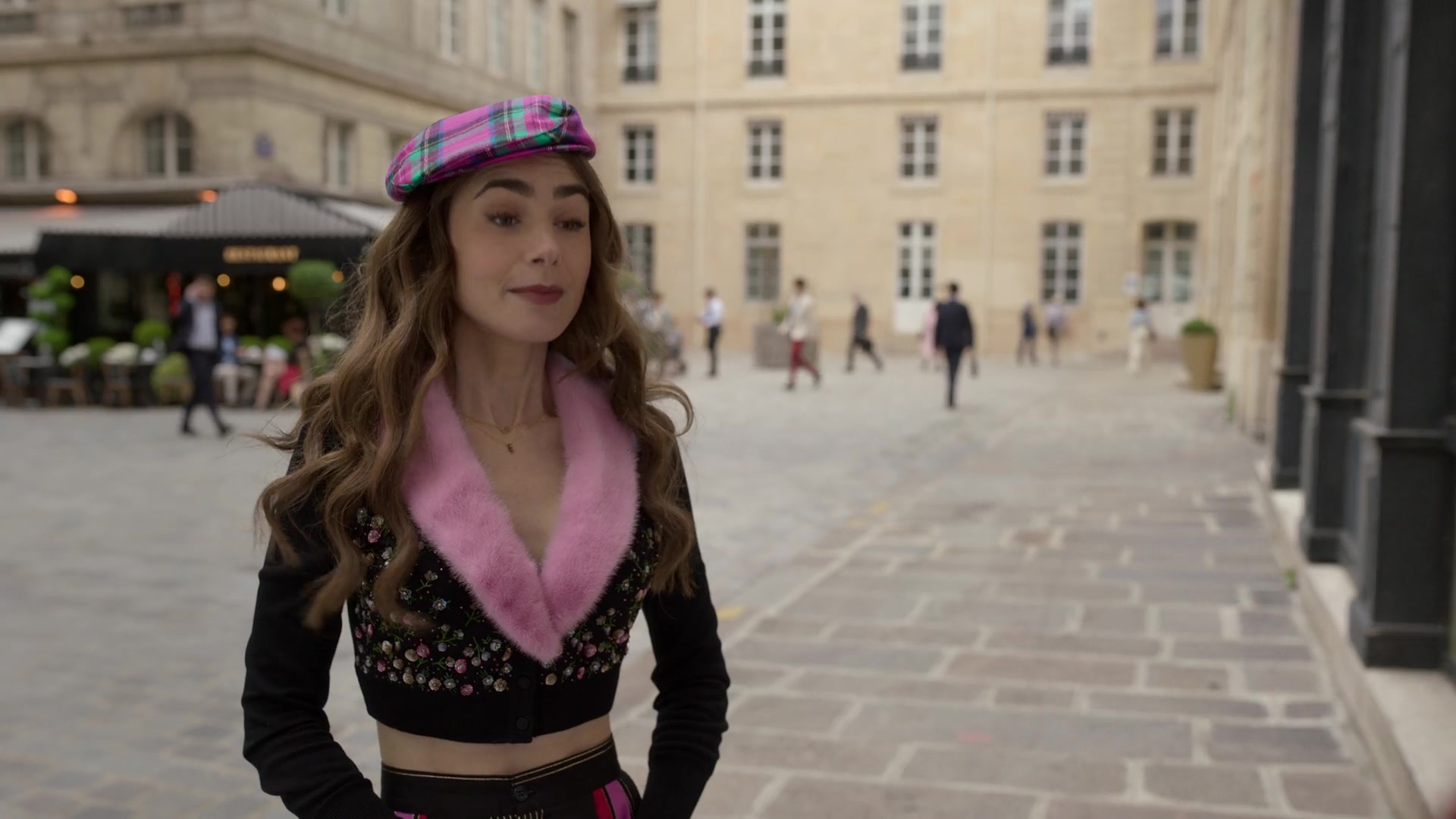 Emily_in_Paris_203_0167.jpg