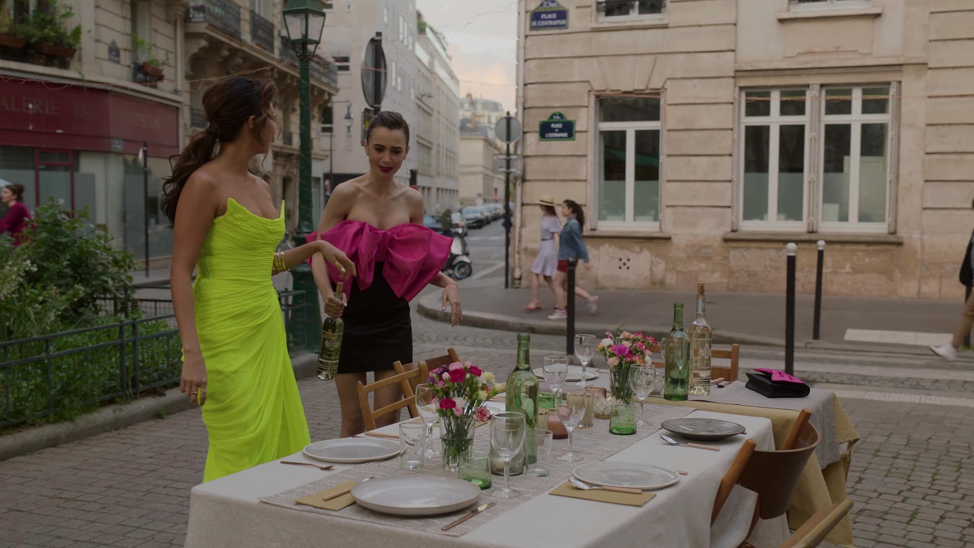 Emily_in_Paris_203_0843.jpg