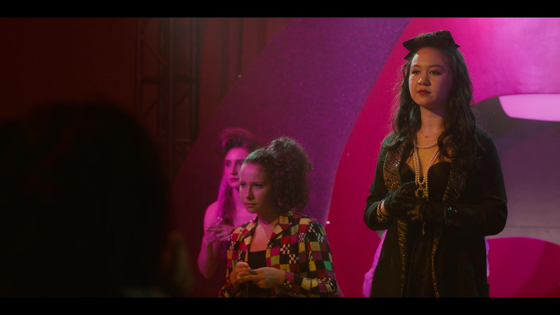 Grand_Army_01x08_0822.jpg