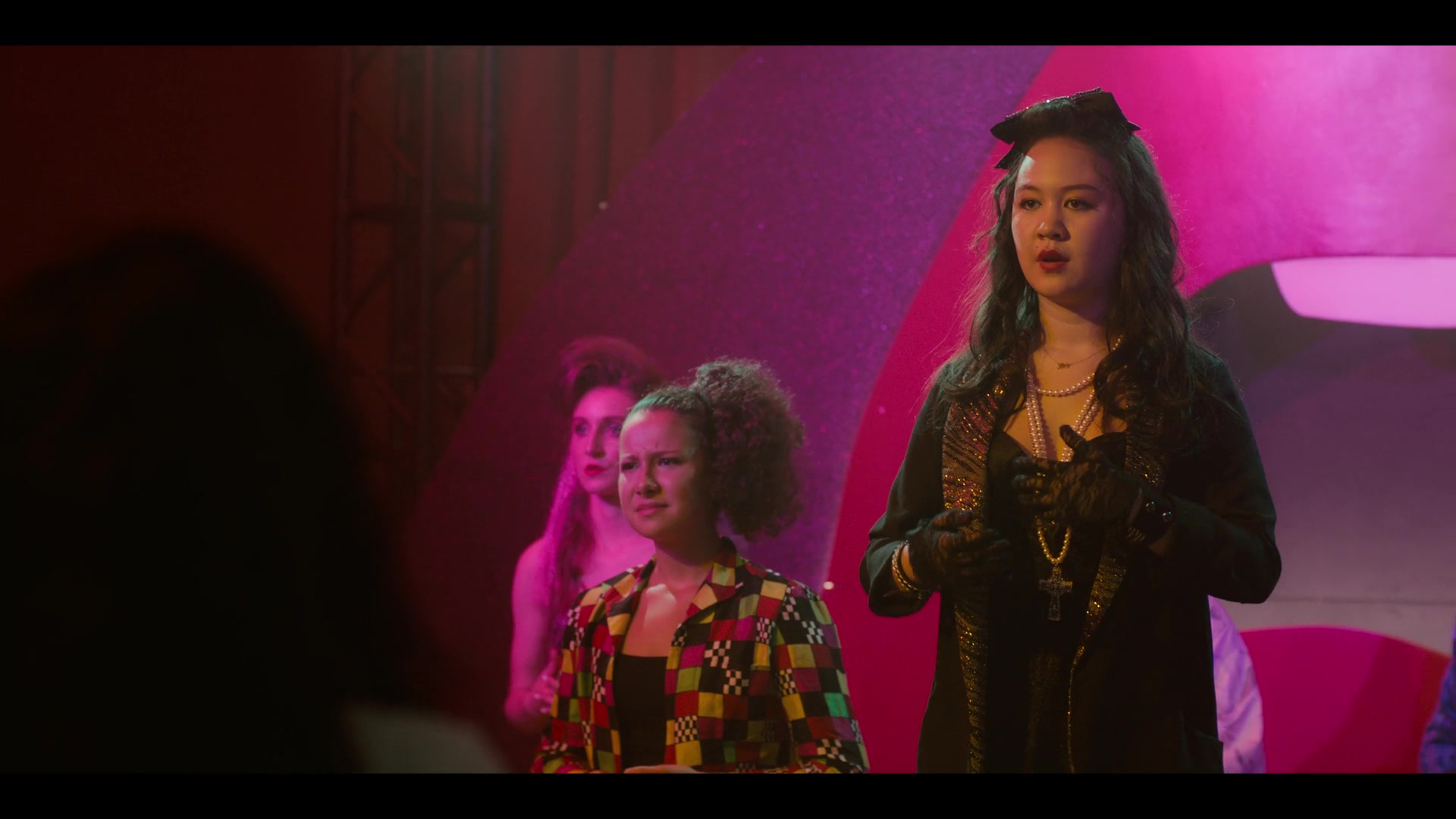 Grand_Army_01x08_0839.jpg