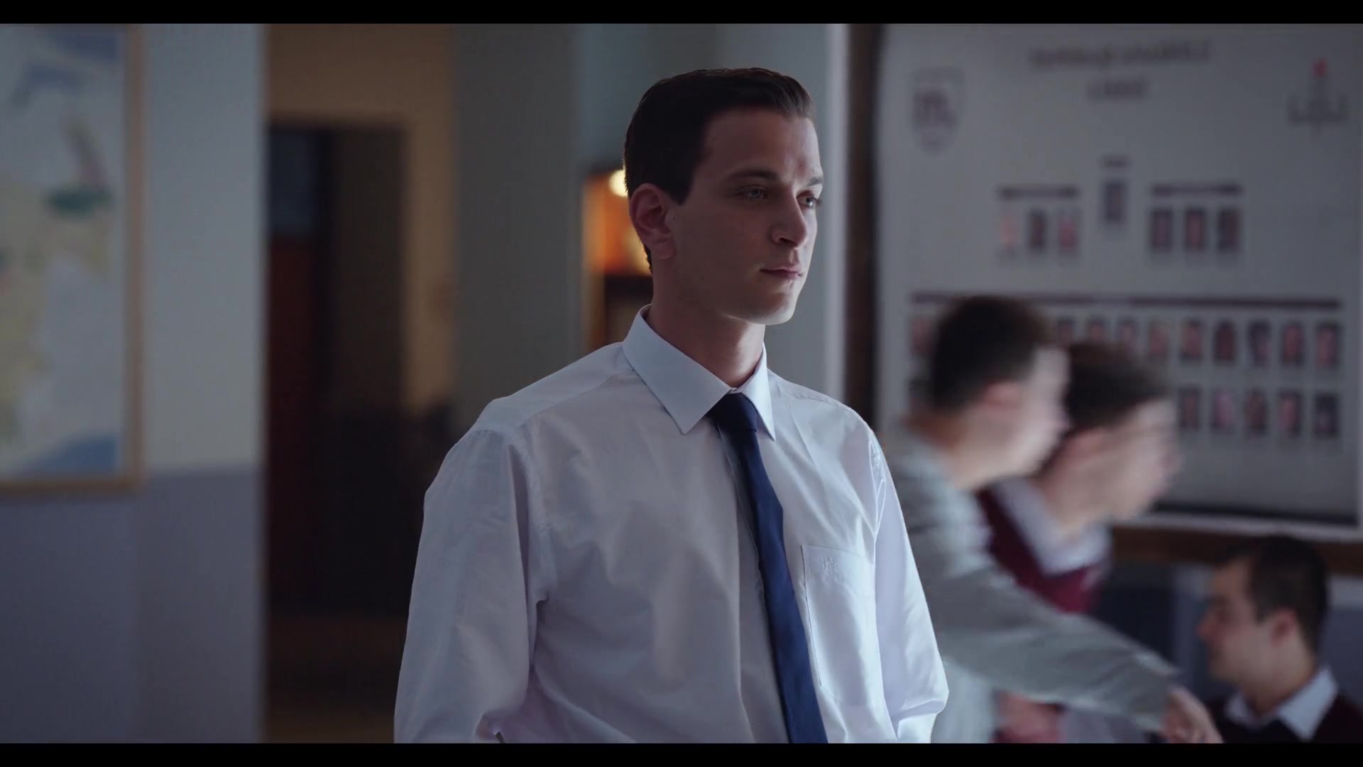 Love_101_01x01_0233.jpg
