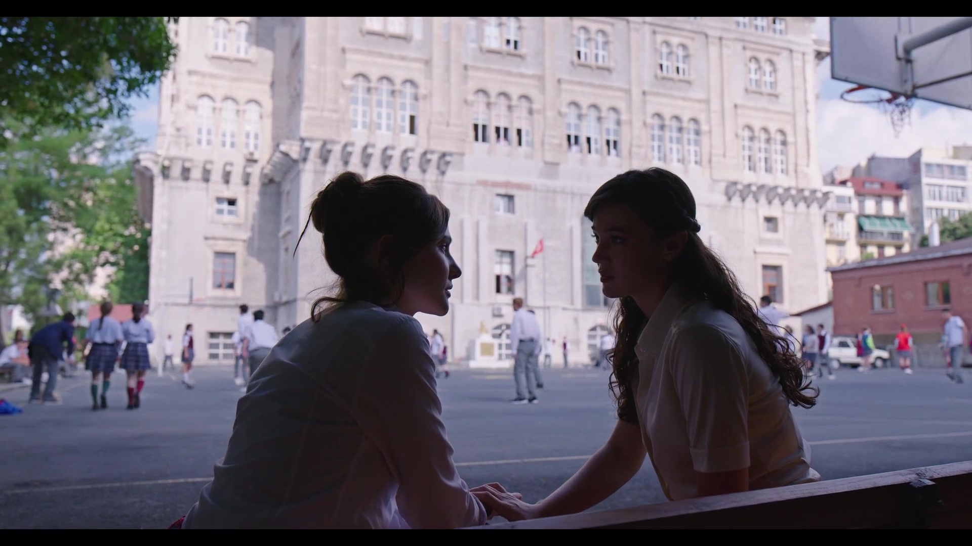 Love_101_01x01_1556.jpg