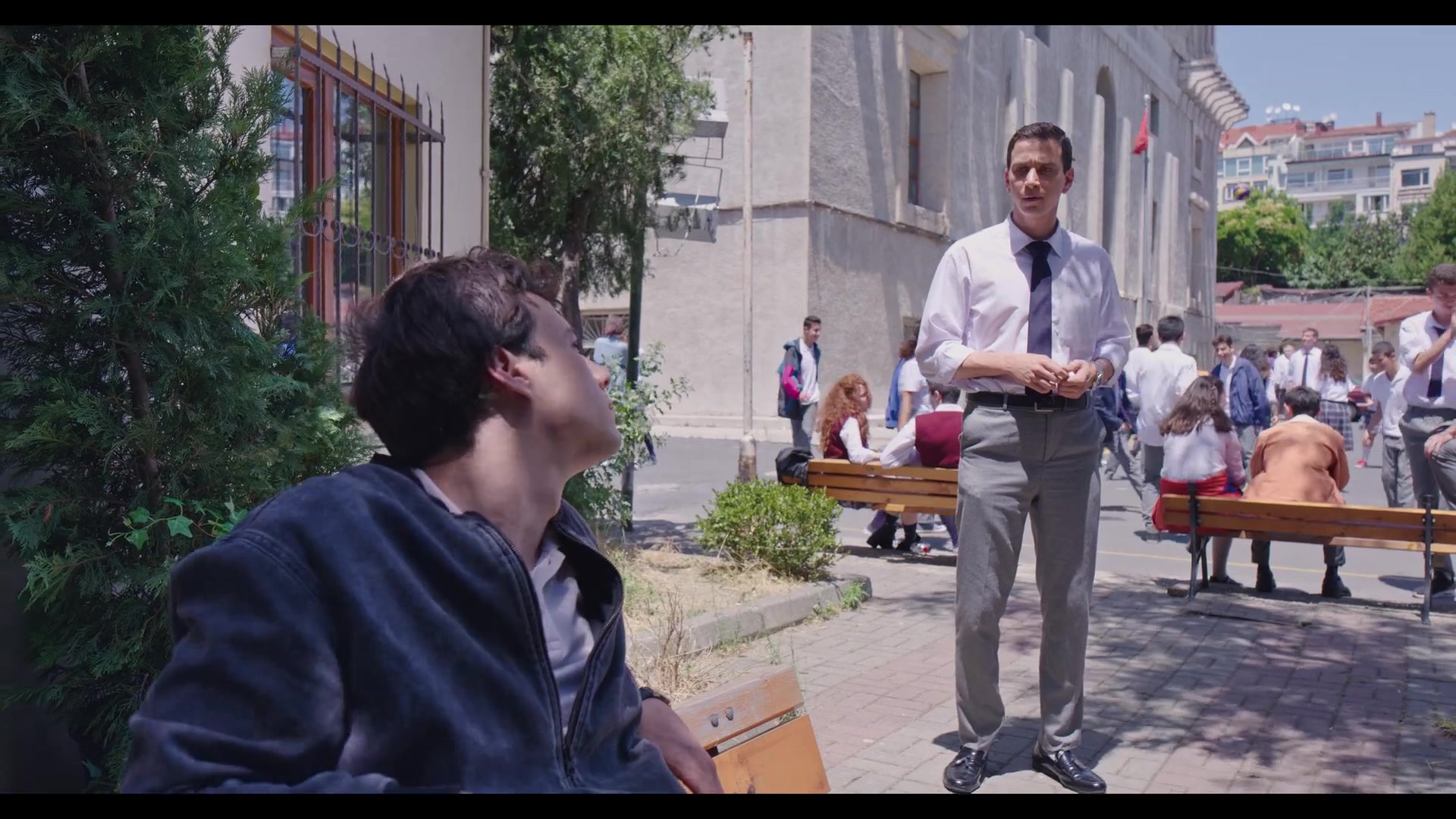 Love_101_01x01_1578.jpg