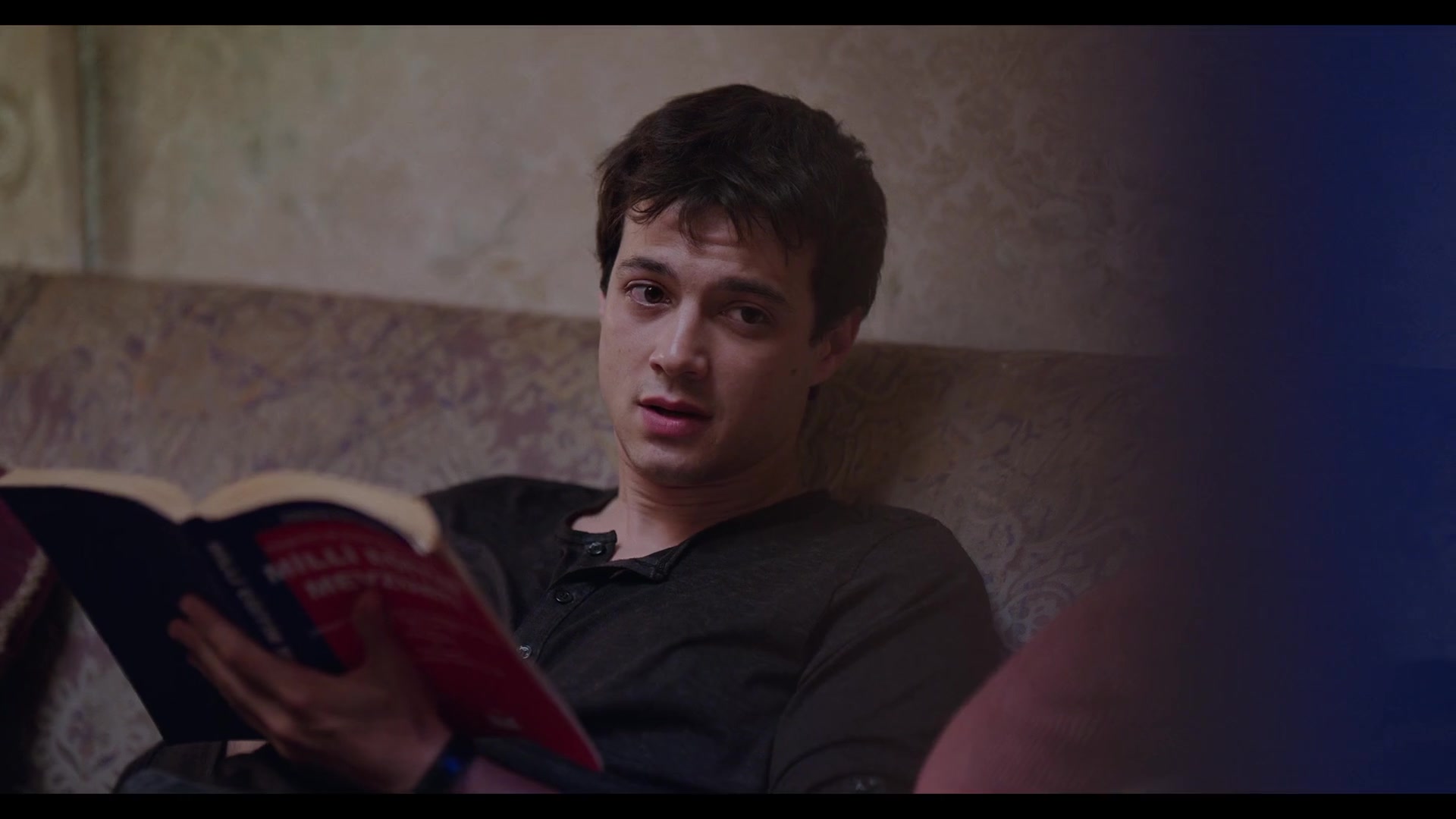 Love_101_01x01_1767.jpg
