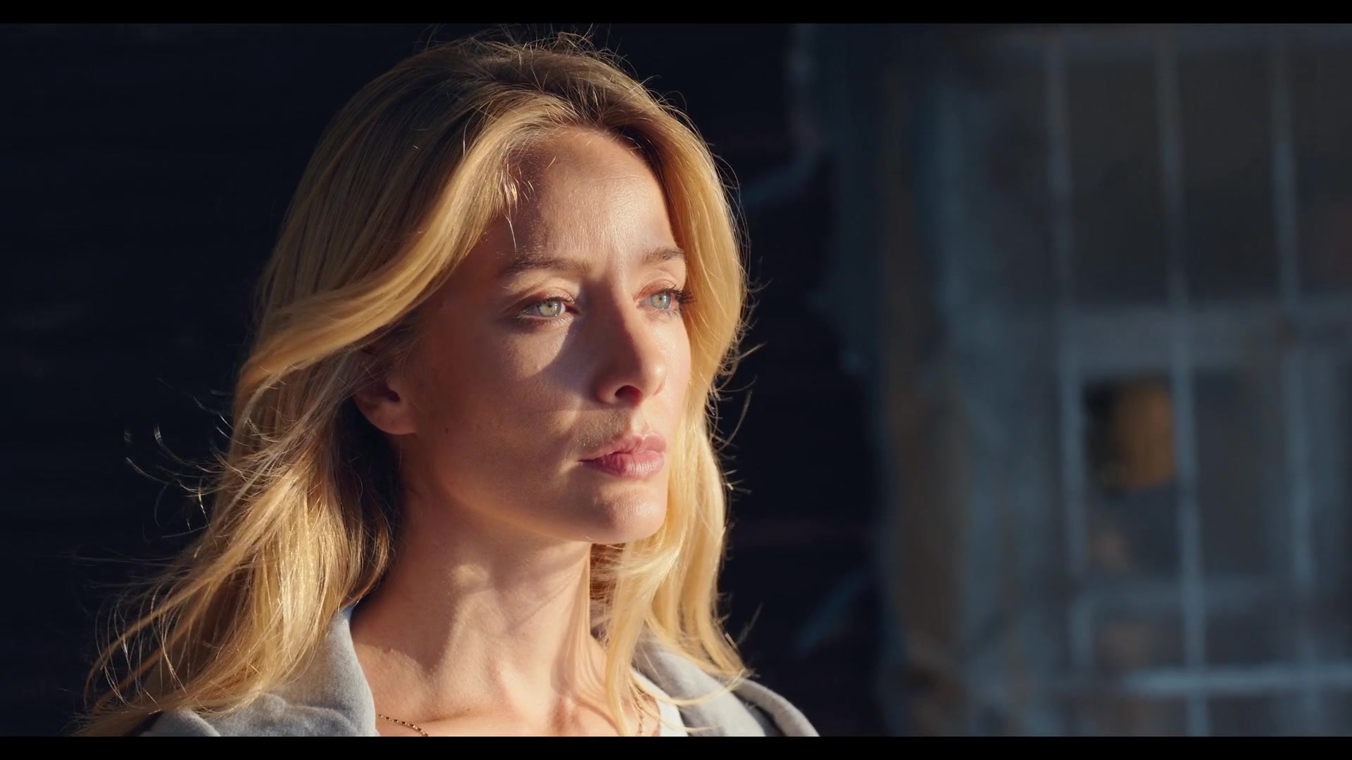 Love_101_01x01_2085.jpg
