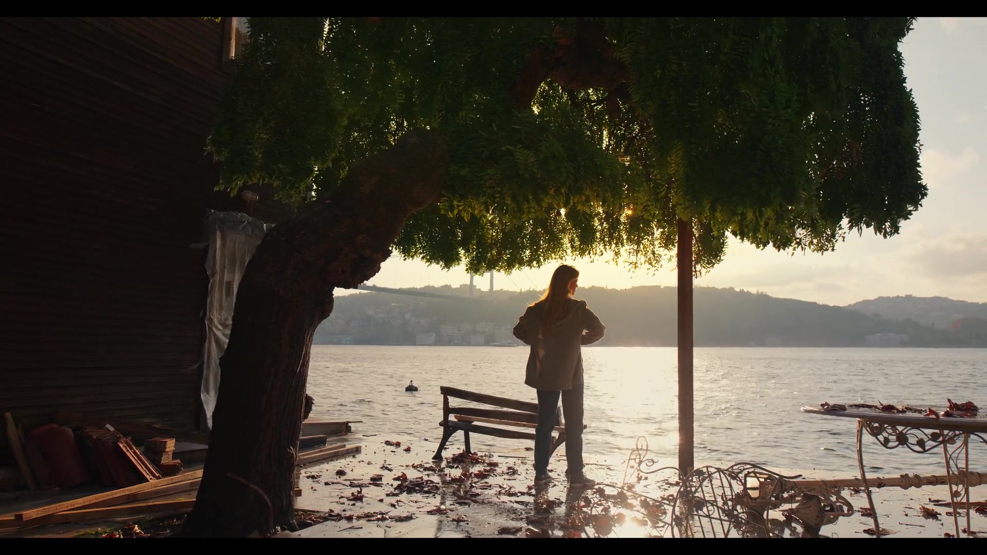 Love_101_01x01_2088.jpg