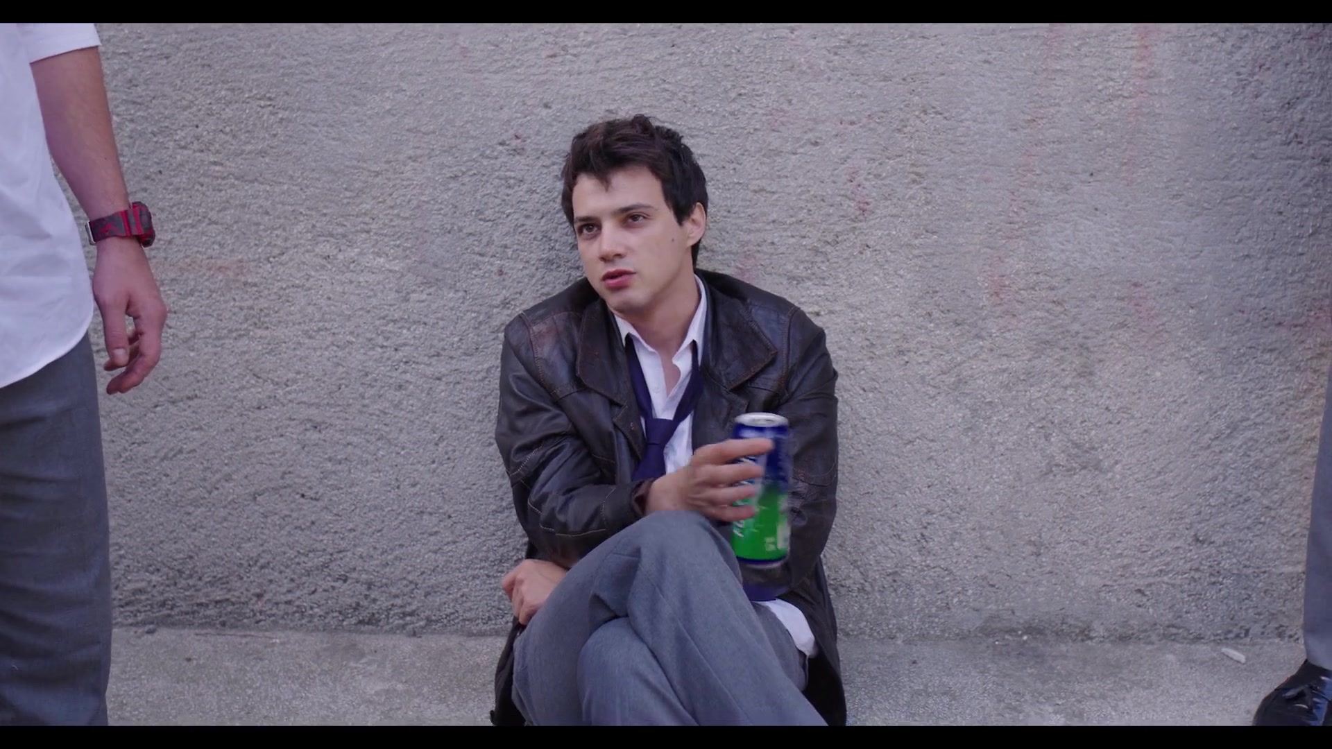 Love_101_01x02_0415.jpg