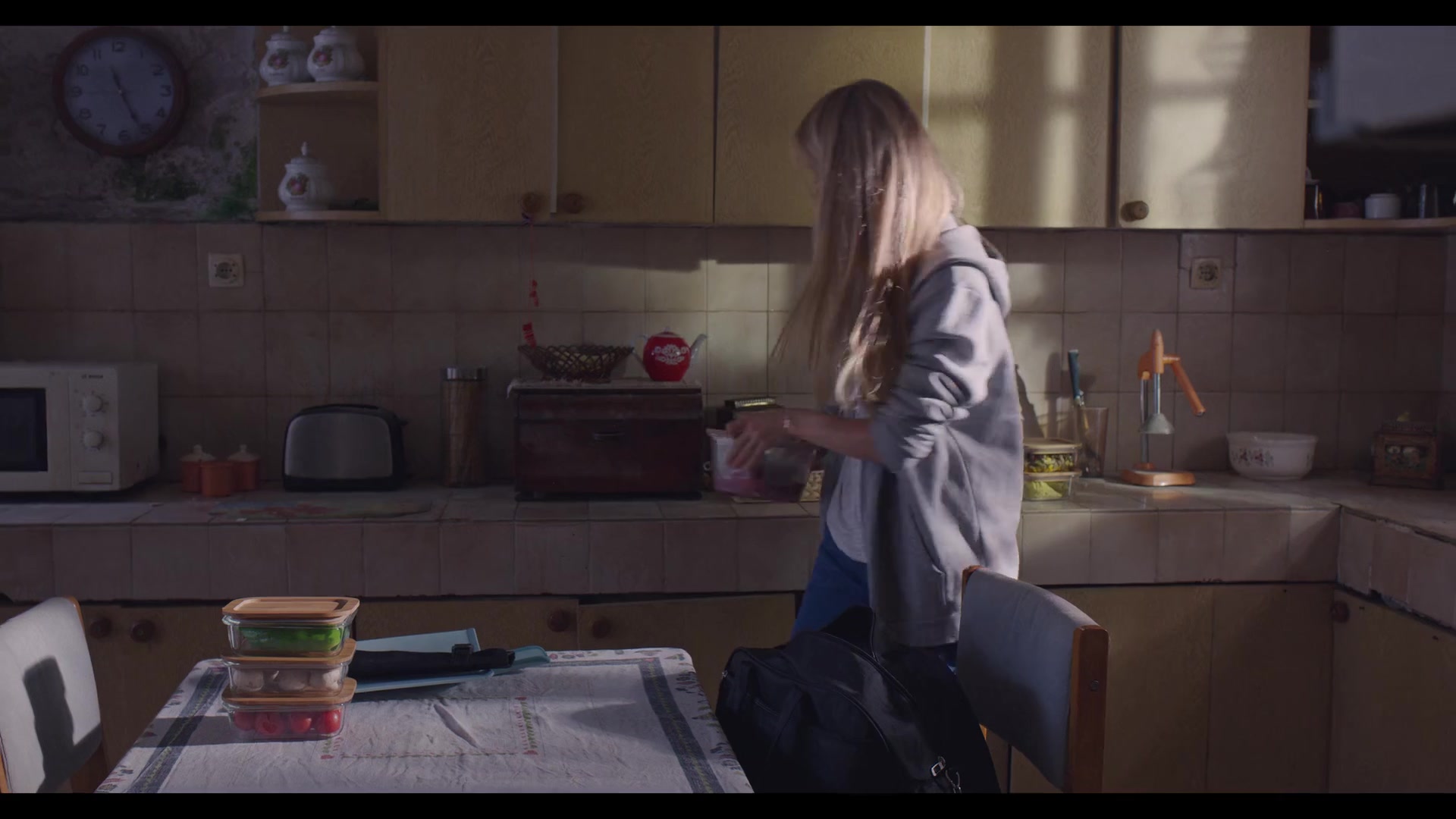 Love_101_01x03_0026.jpg