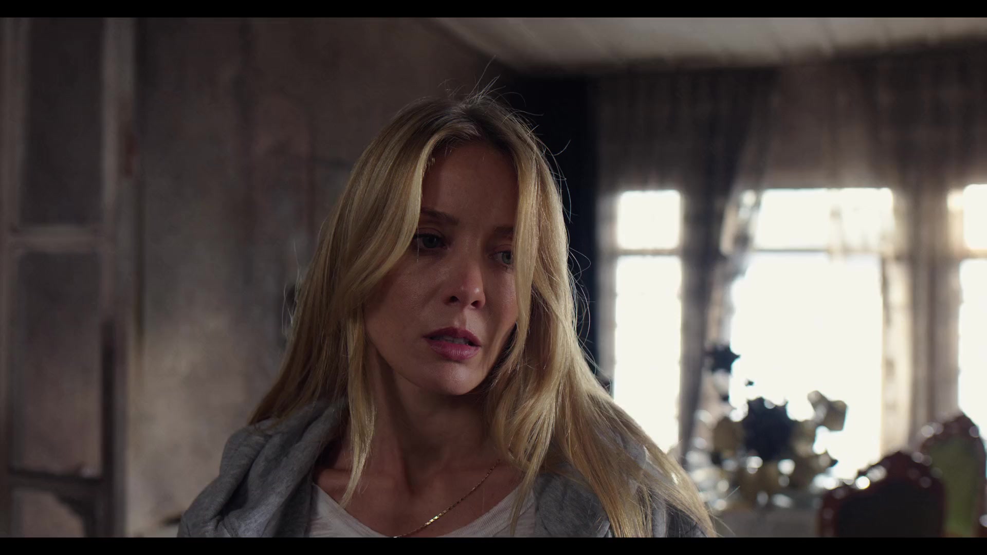 Love_101_01x04_0077.jpg