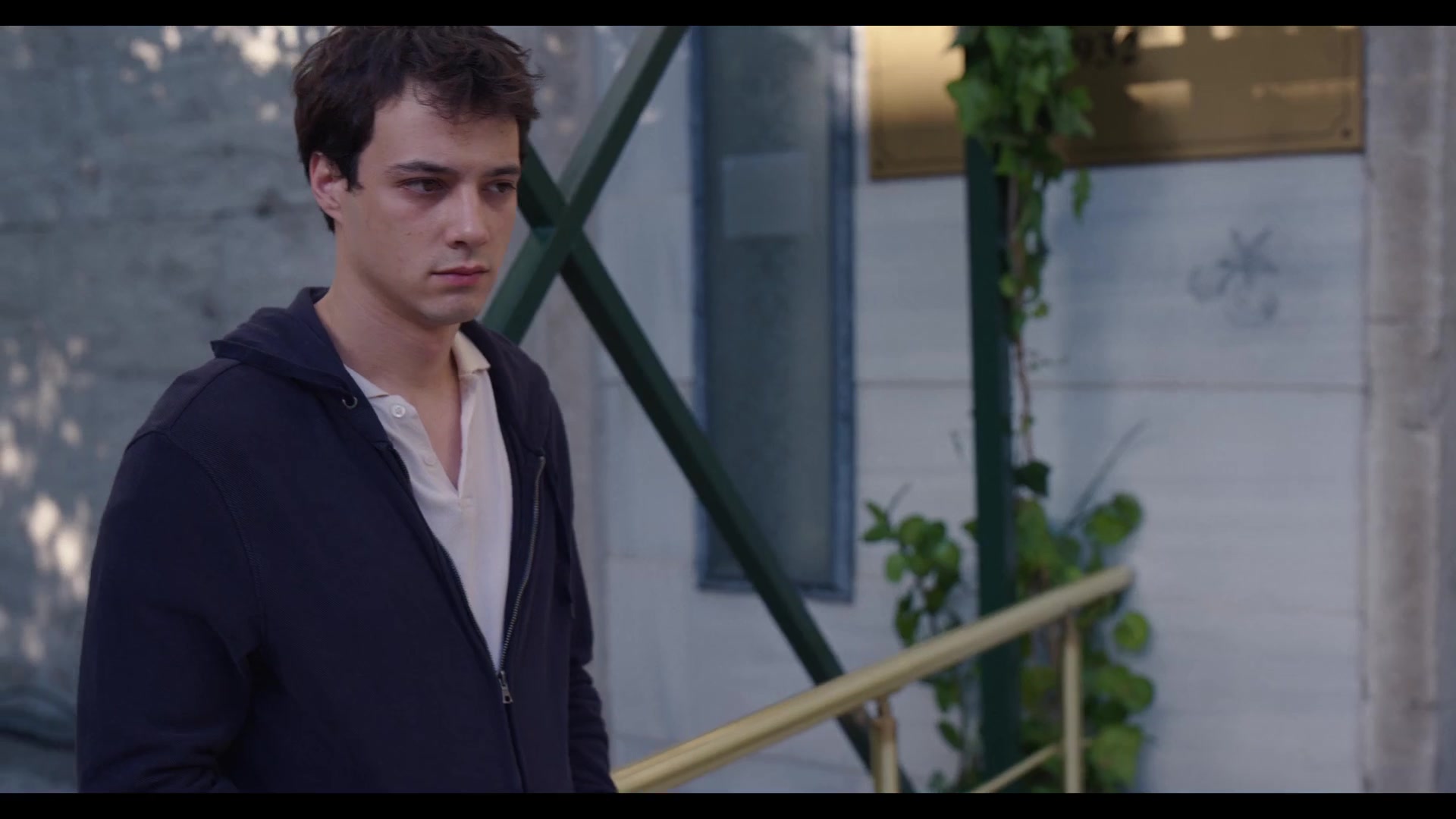 Love_101_01x04_0418.jpg
