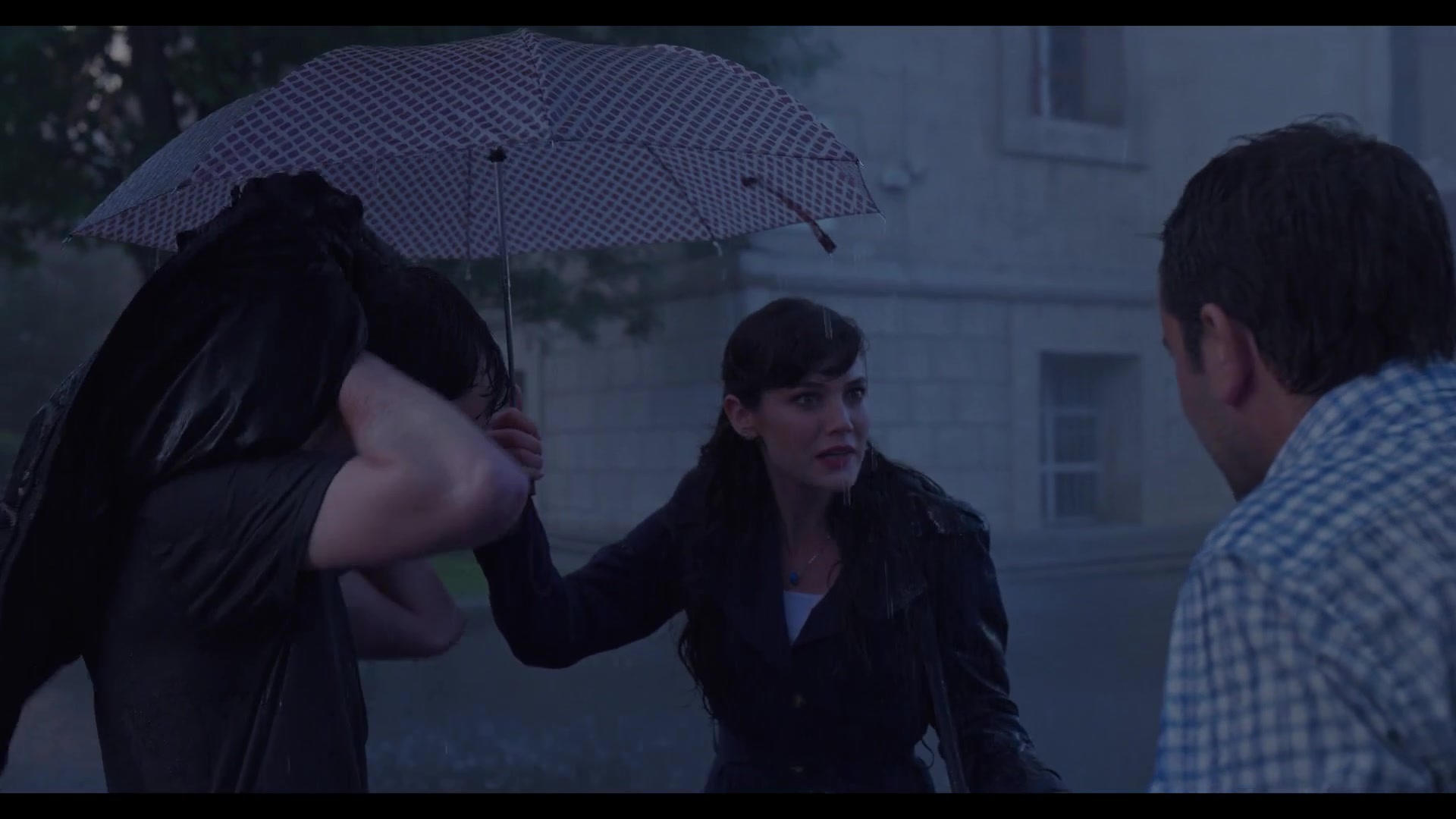 Love_101_01x04_1302.jpg