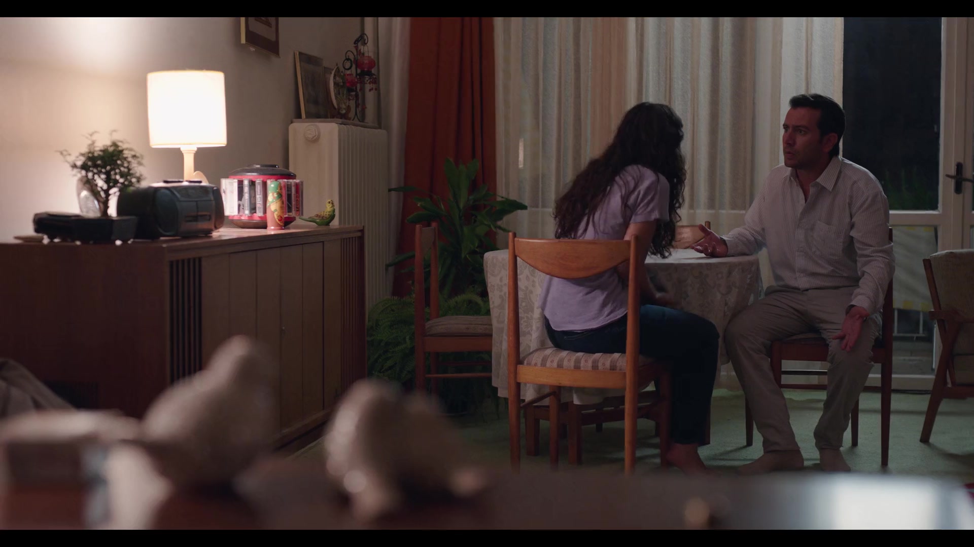 Love_101_01x07_0140.jpg