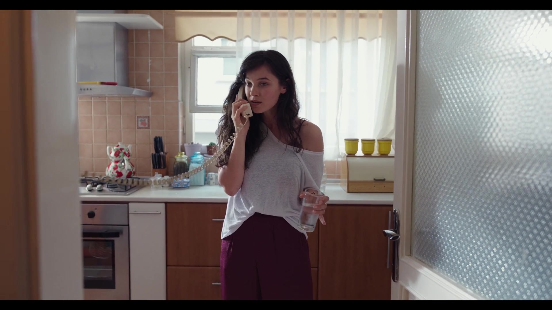 Love_101_01x07_0732.jpg