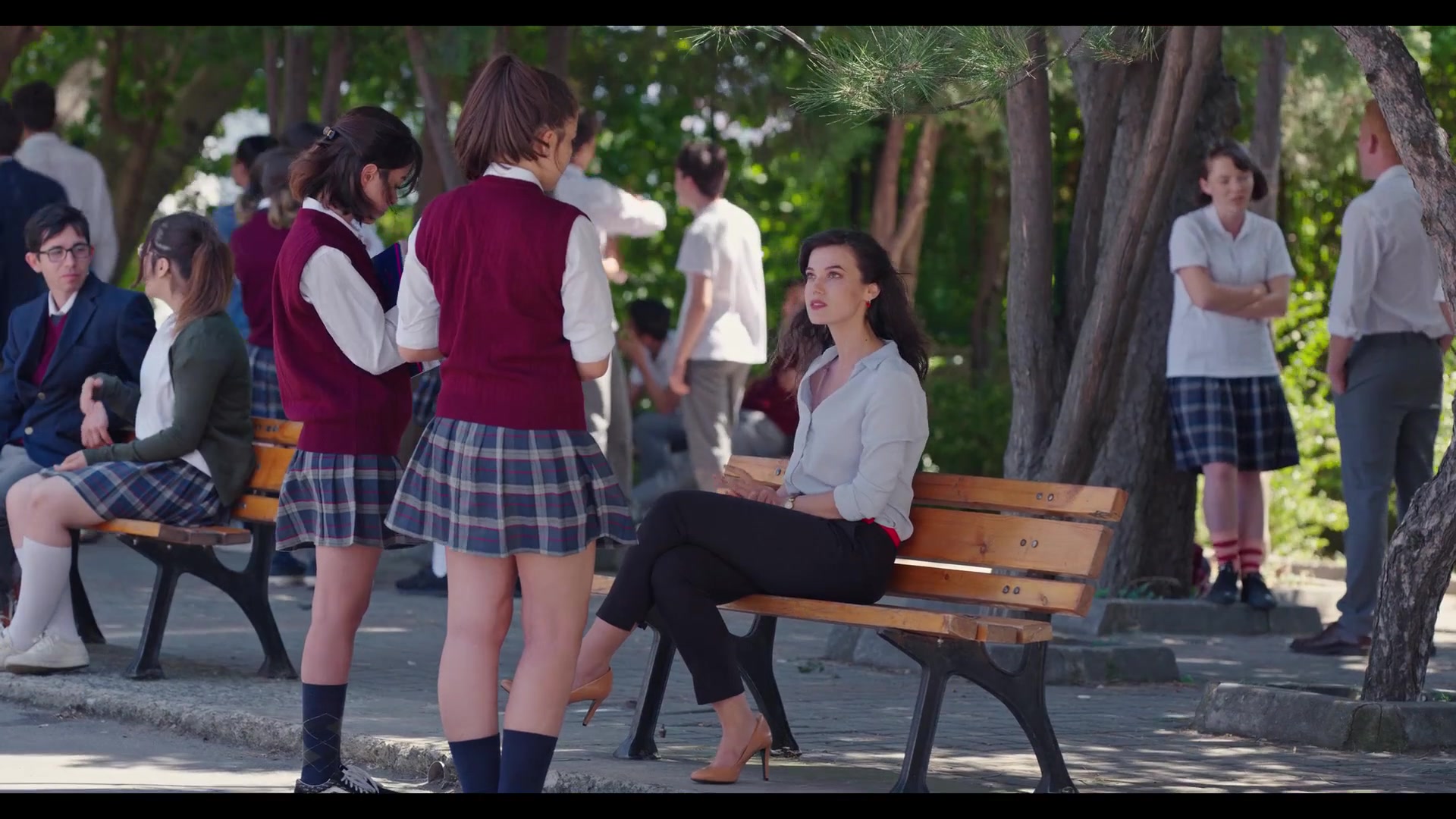 Love_101_01x07_1250.jpg