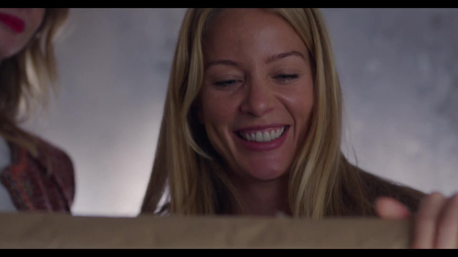 Love_101_01x07_2192.jpg
