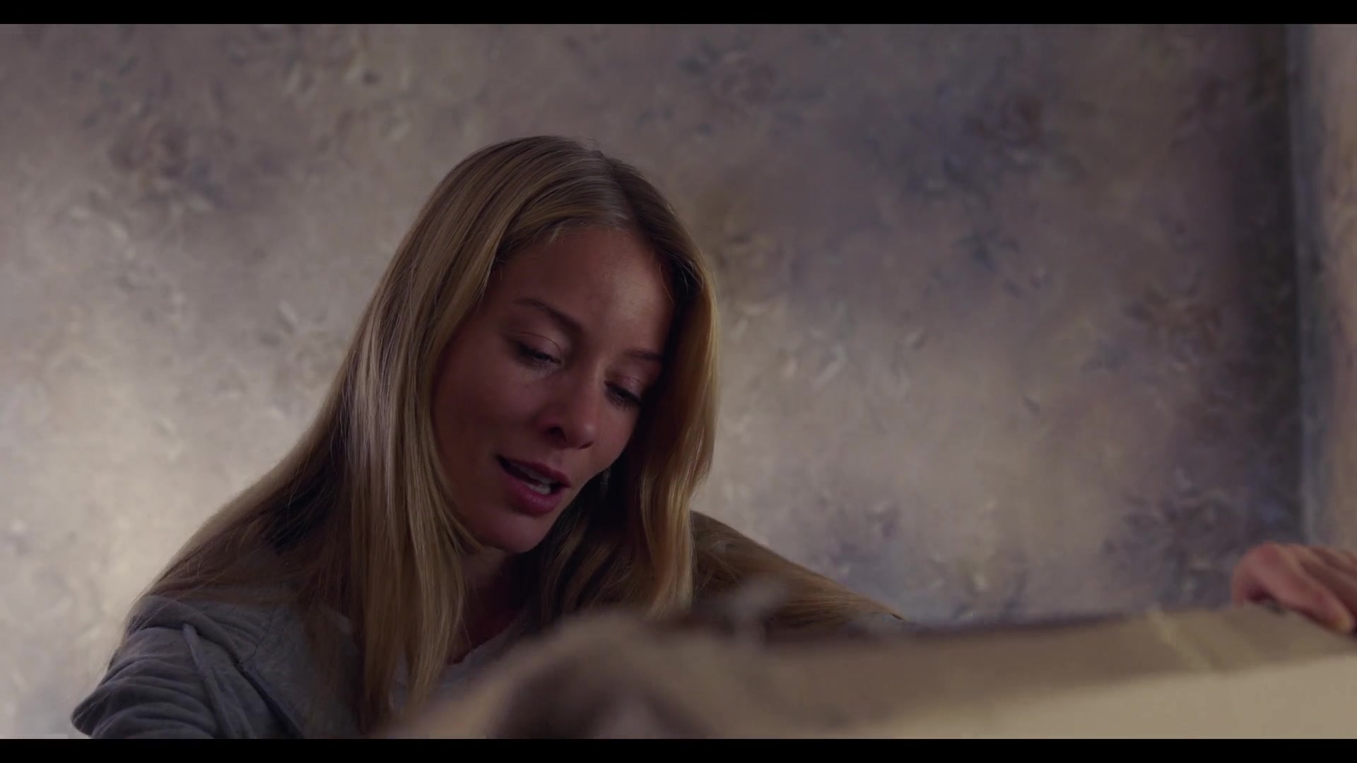 Love_101_01x07_2197.jpg