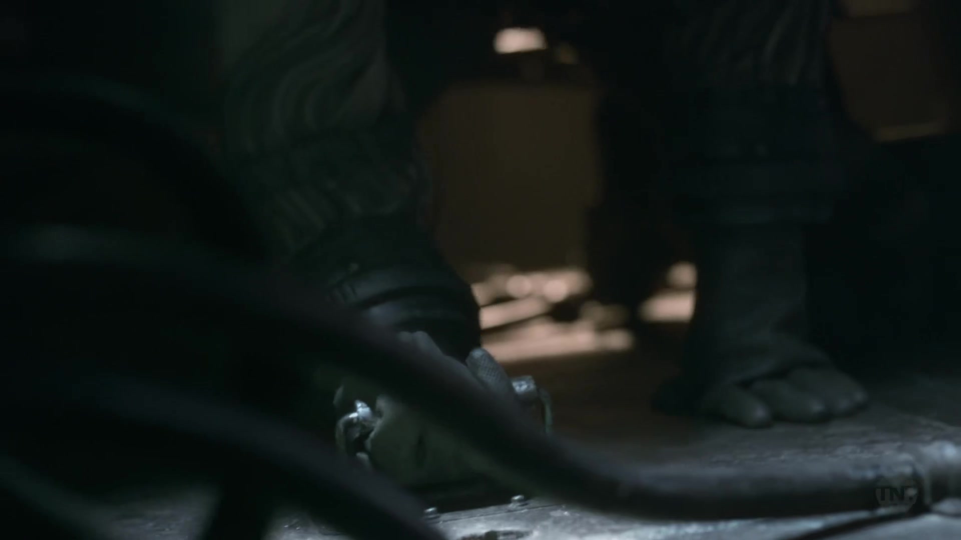 1x06_0898.jpg