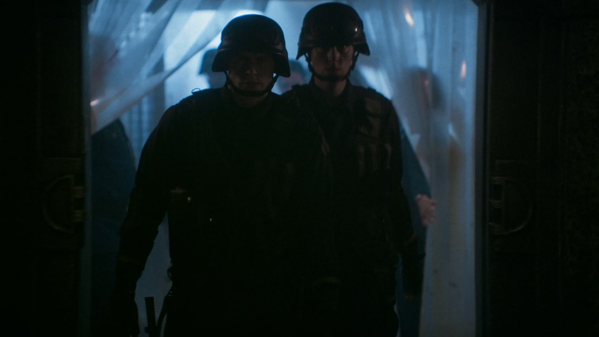 1x07_0523.jpg