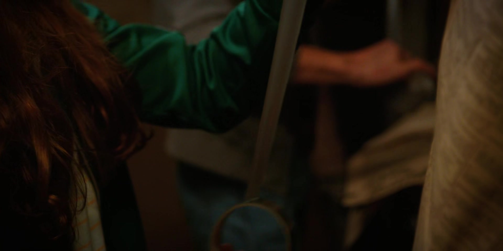 2x08_1021.jpg