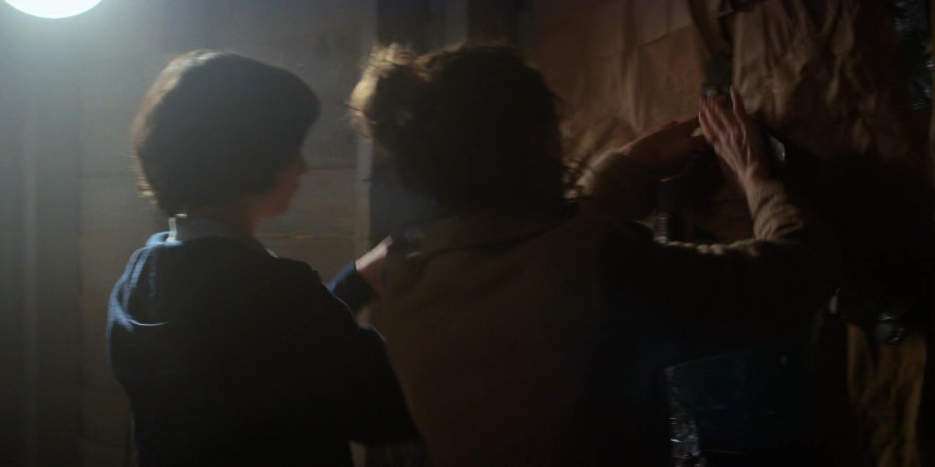 2x08_1026.jpg