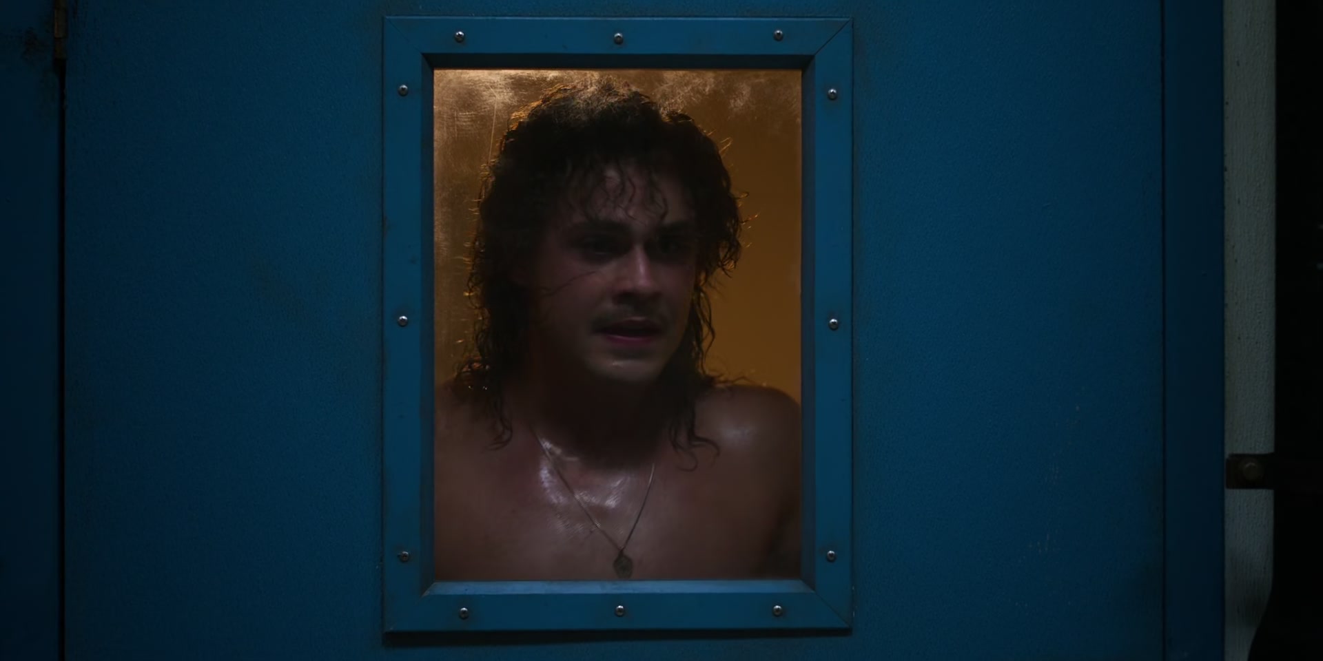 3x04_1874.jpg