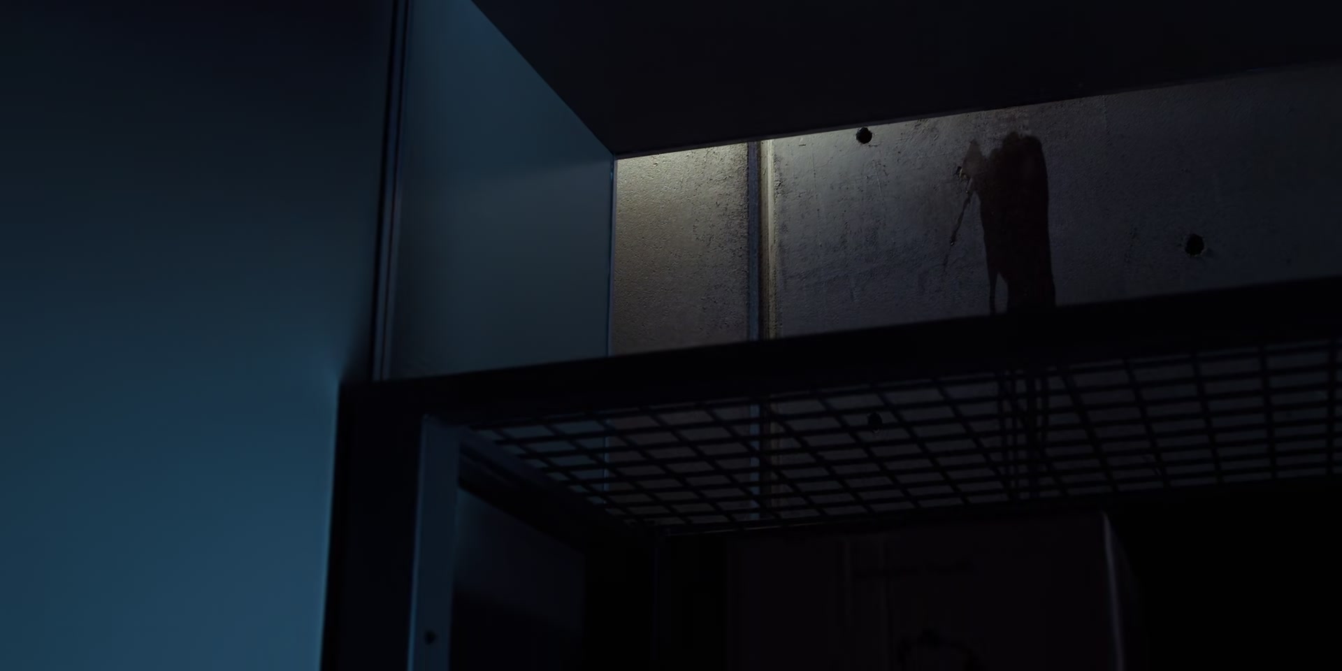 3x05_0826.jpg