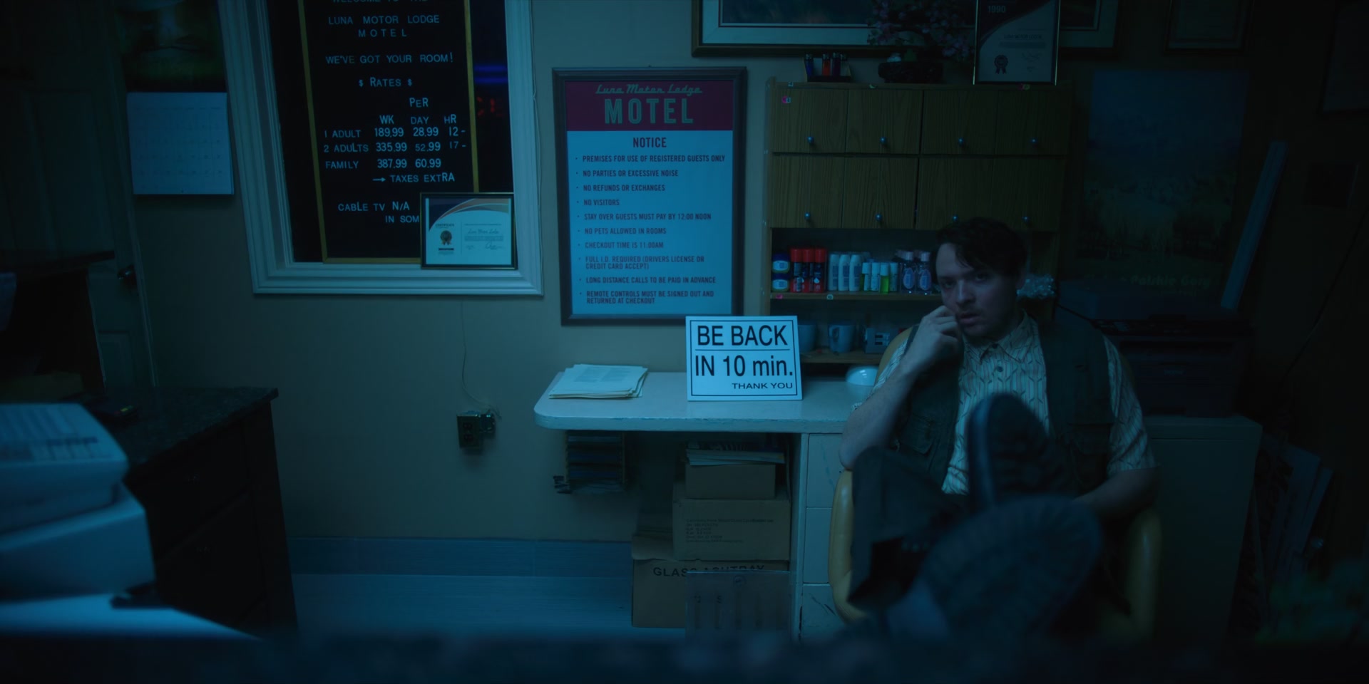 1x02_0223.jpg