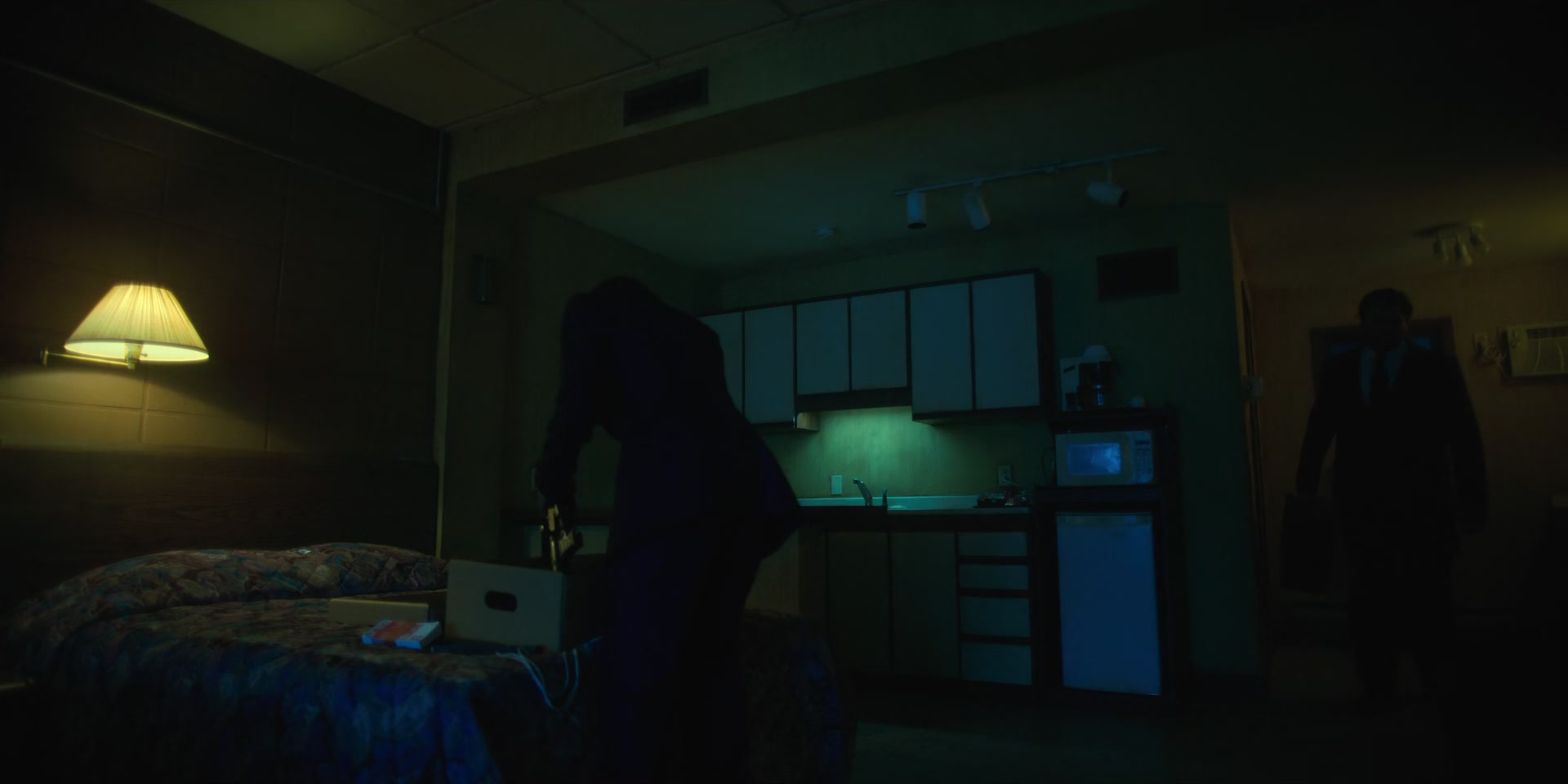 1x02_0270.jpg