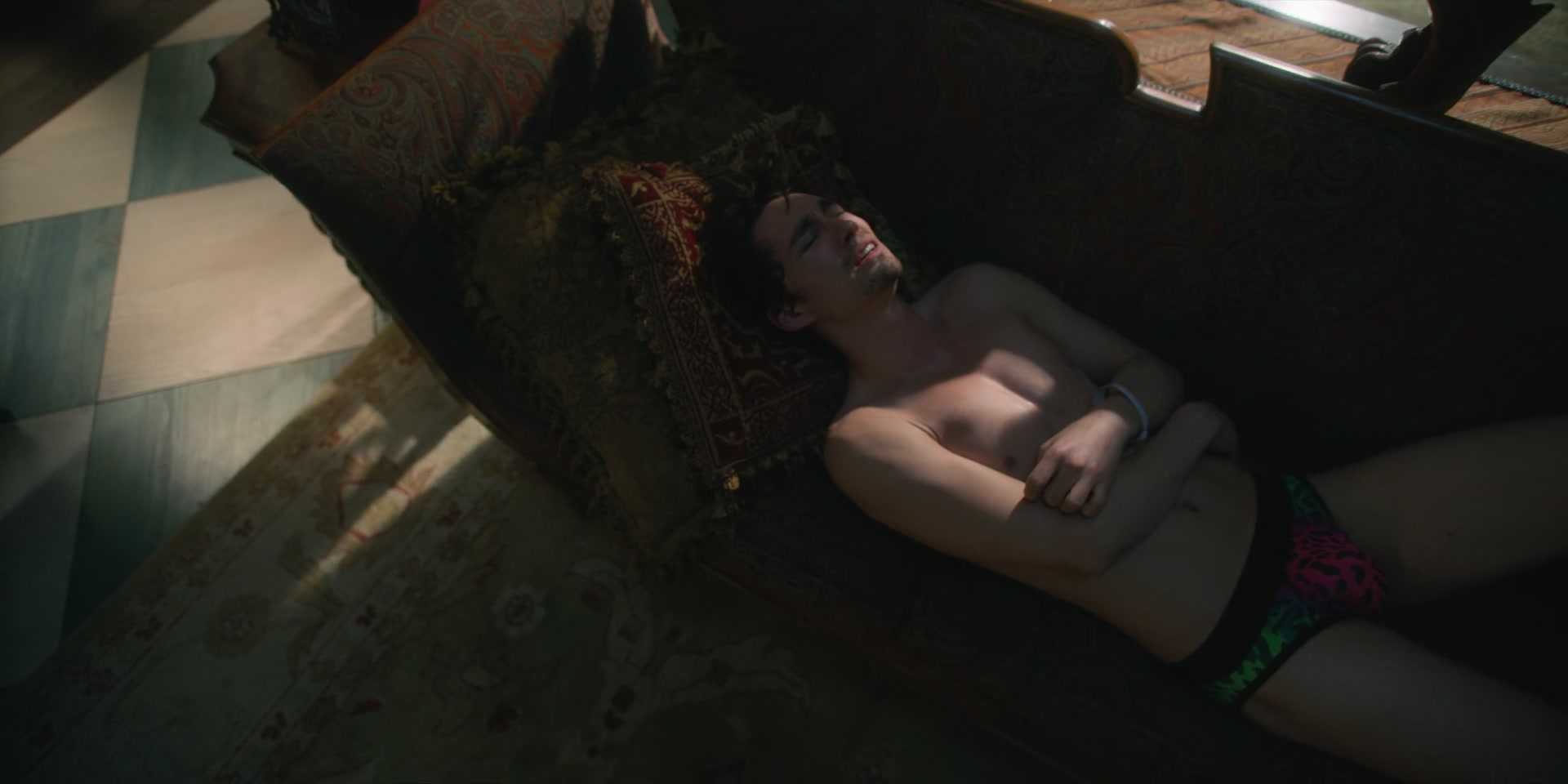 1x02_0493.jpg