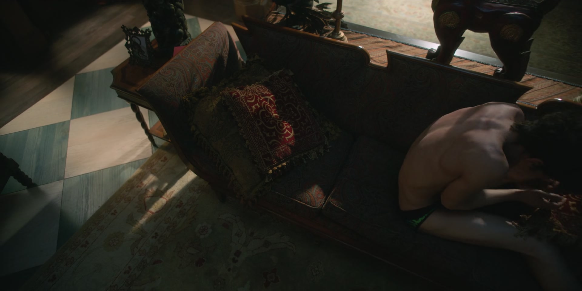 1x02_0494.jpg