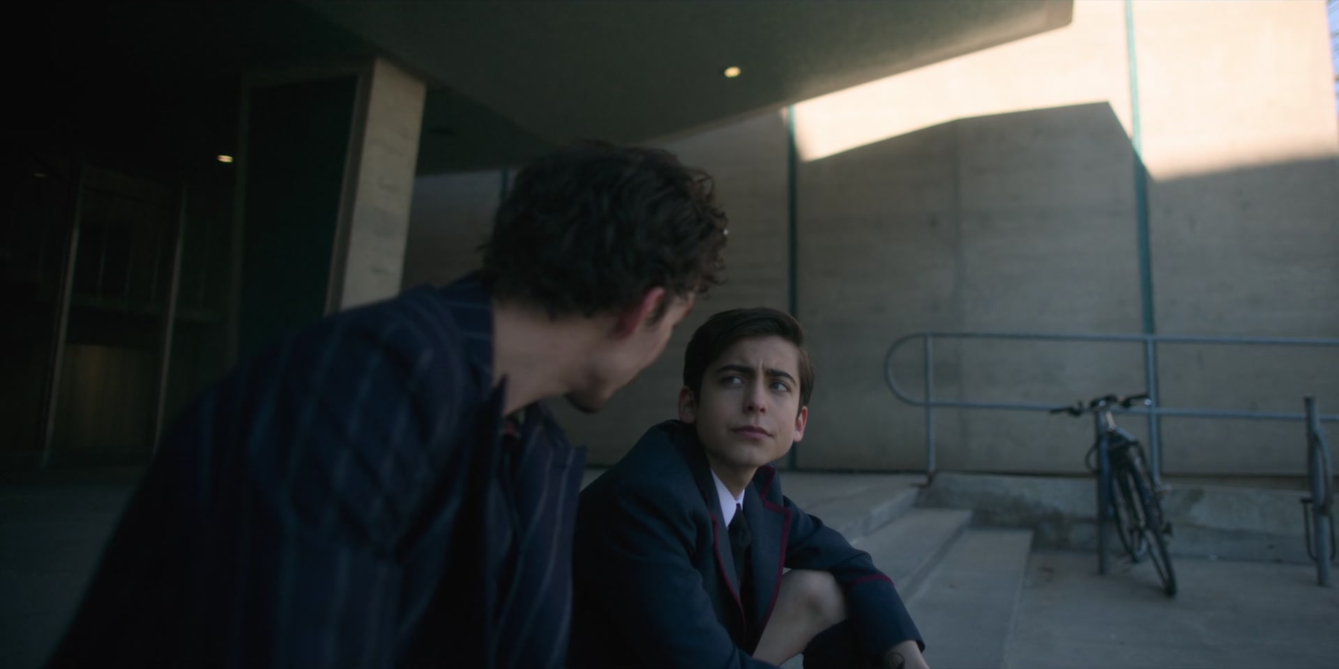1x02_1037.jpg