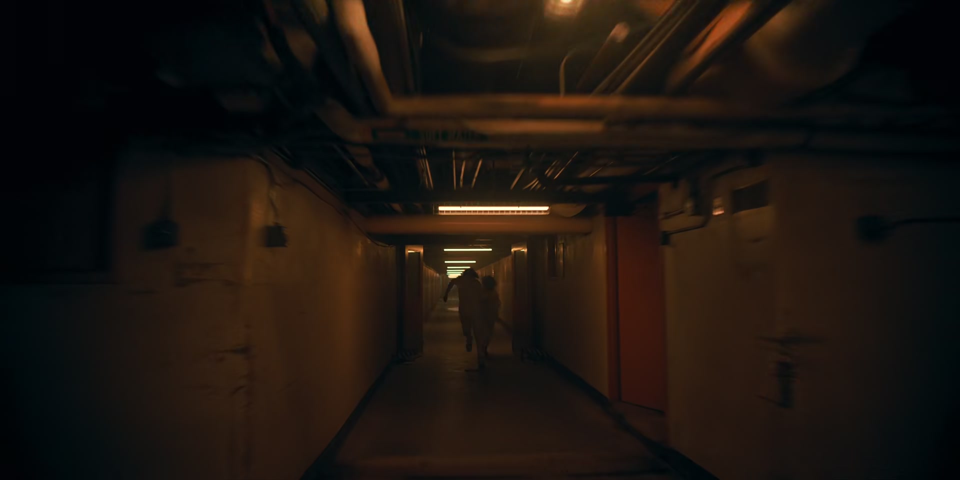 2x01_1196.jpg