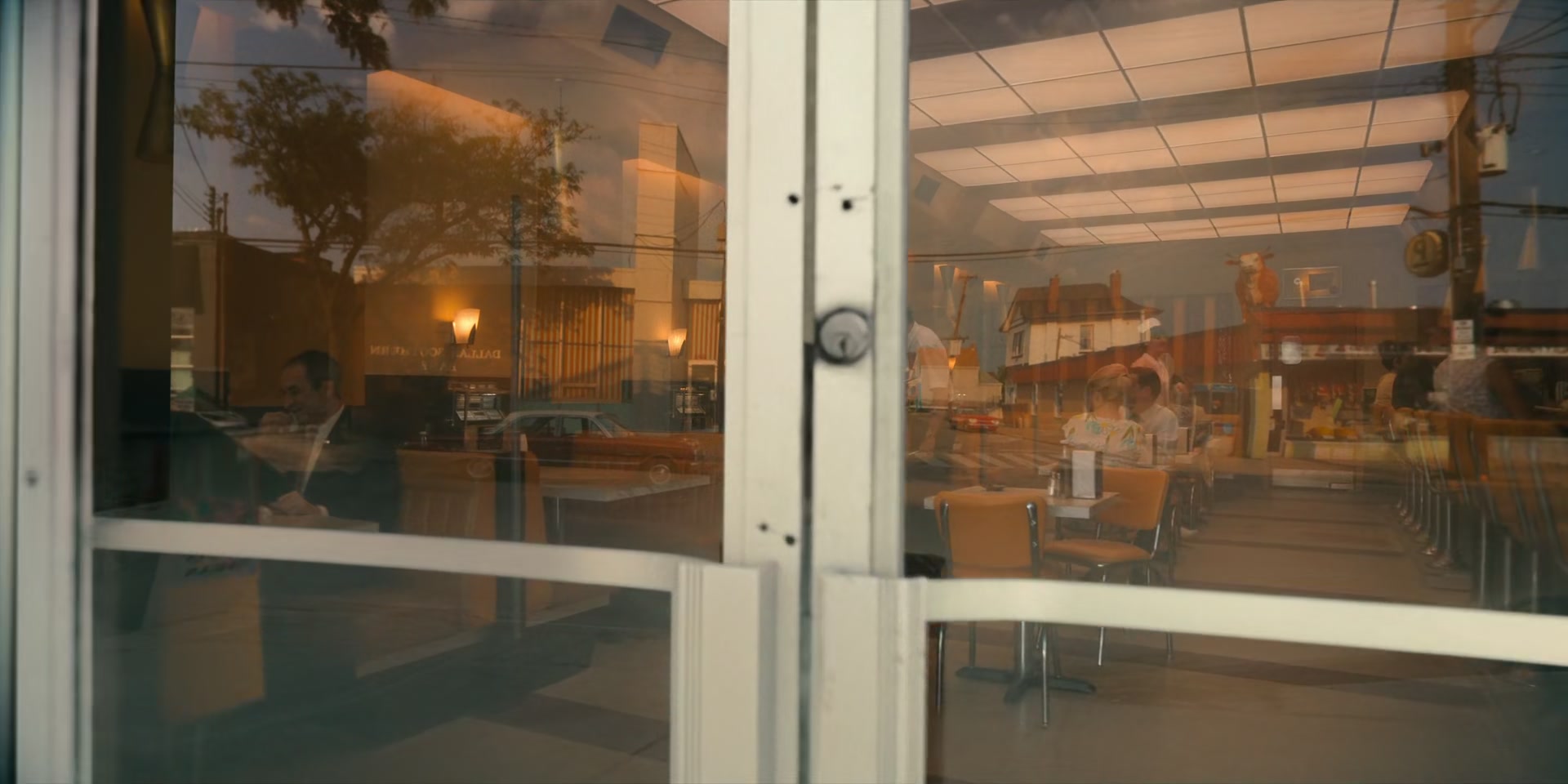 2x03_0013.jpg