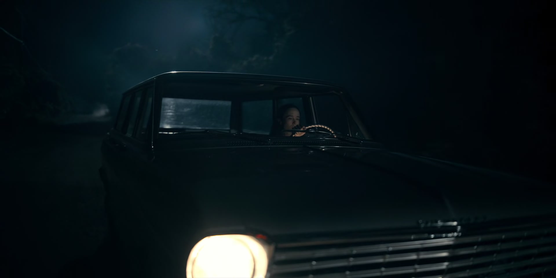 2x03_0146.jpg